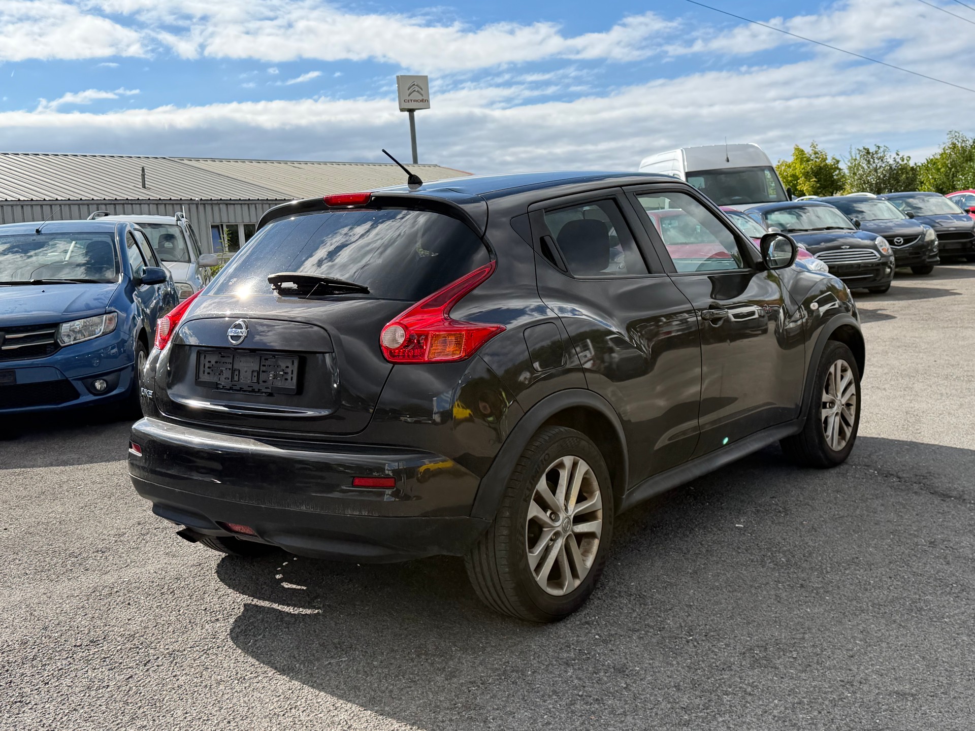 NISSAN Juke 1.6 DIG-T tekna 4x4 Xtronic M-CVT-image-9