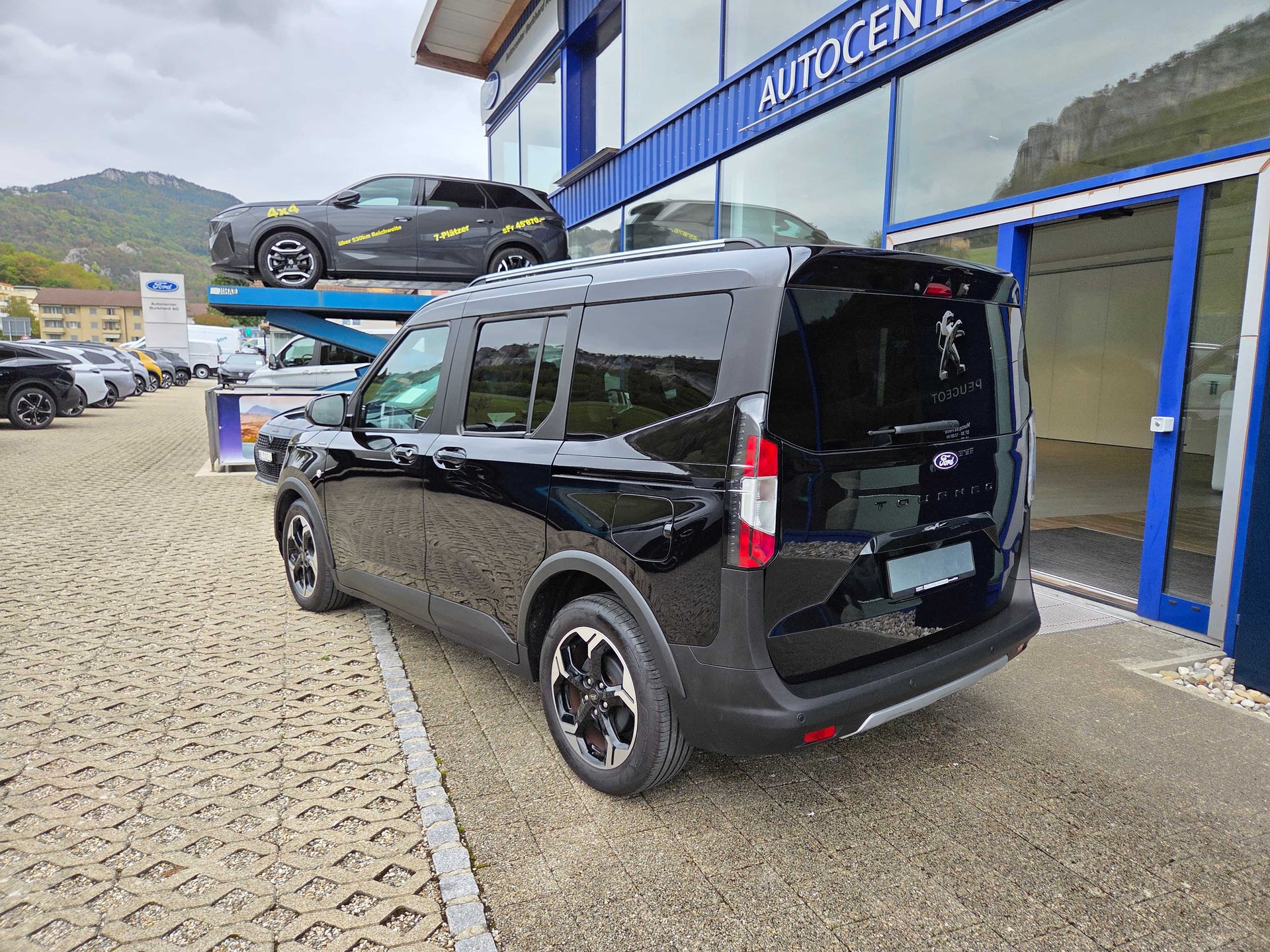 FORD TOURNEO COURIERier 1.0 EcoBoost Active-image-3