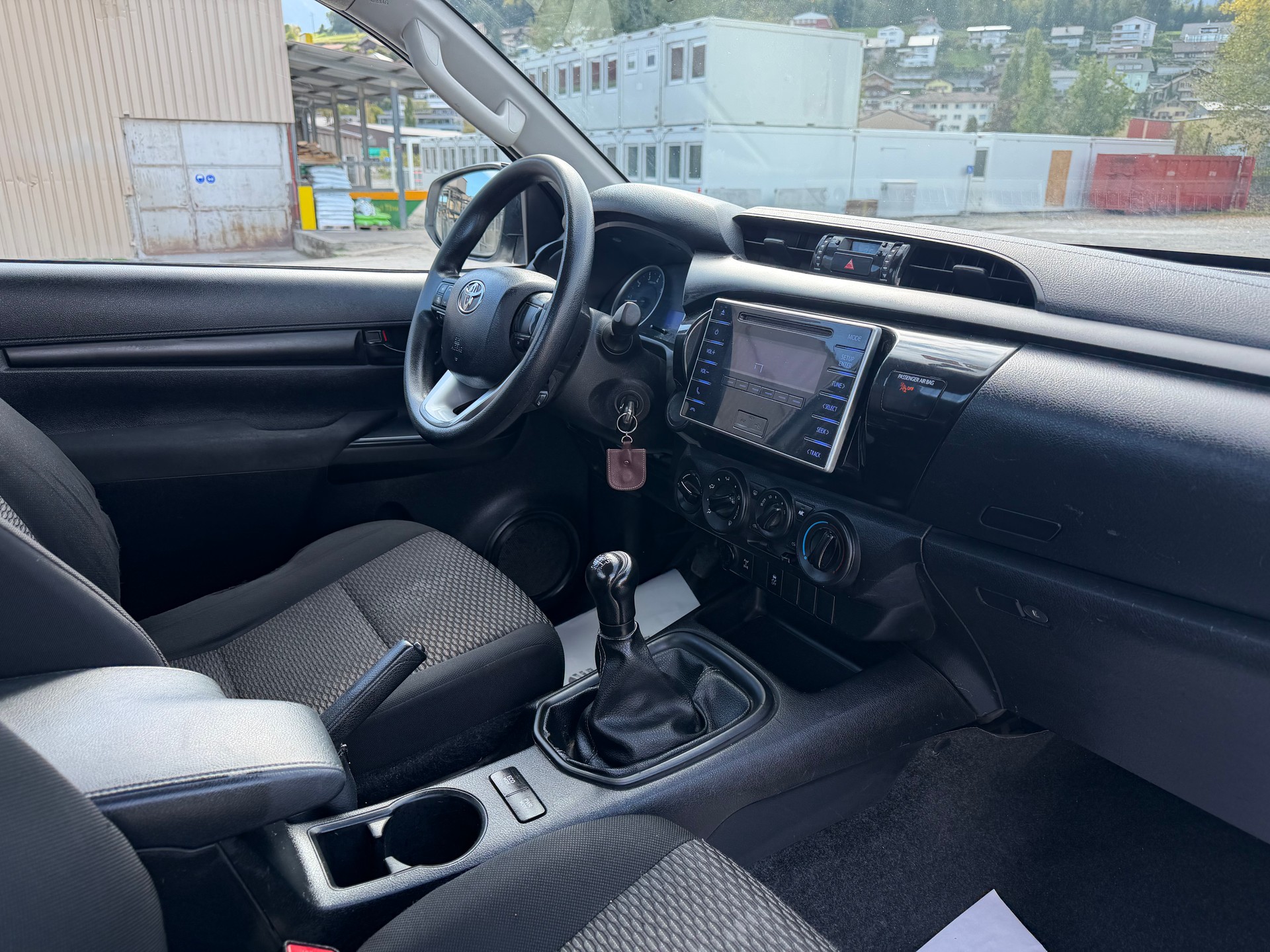 TOYOTA Pick-up-image-11