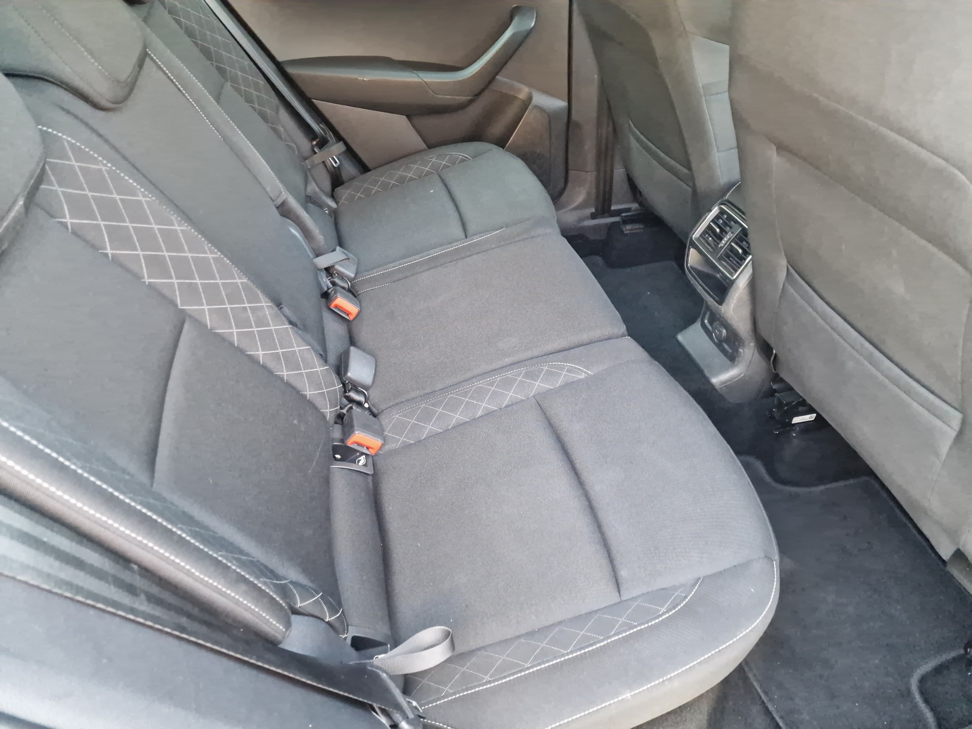 SKODA Karoq 1.5 TSI ACT Ambition DSG-image-7