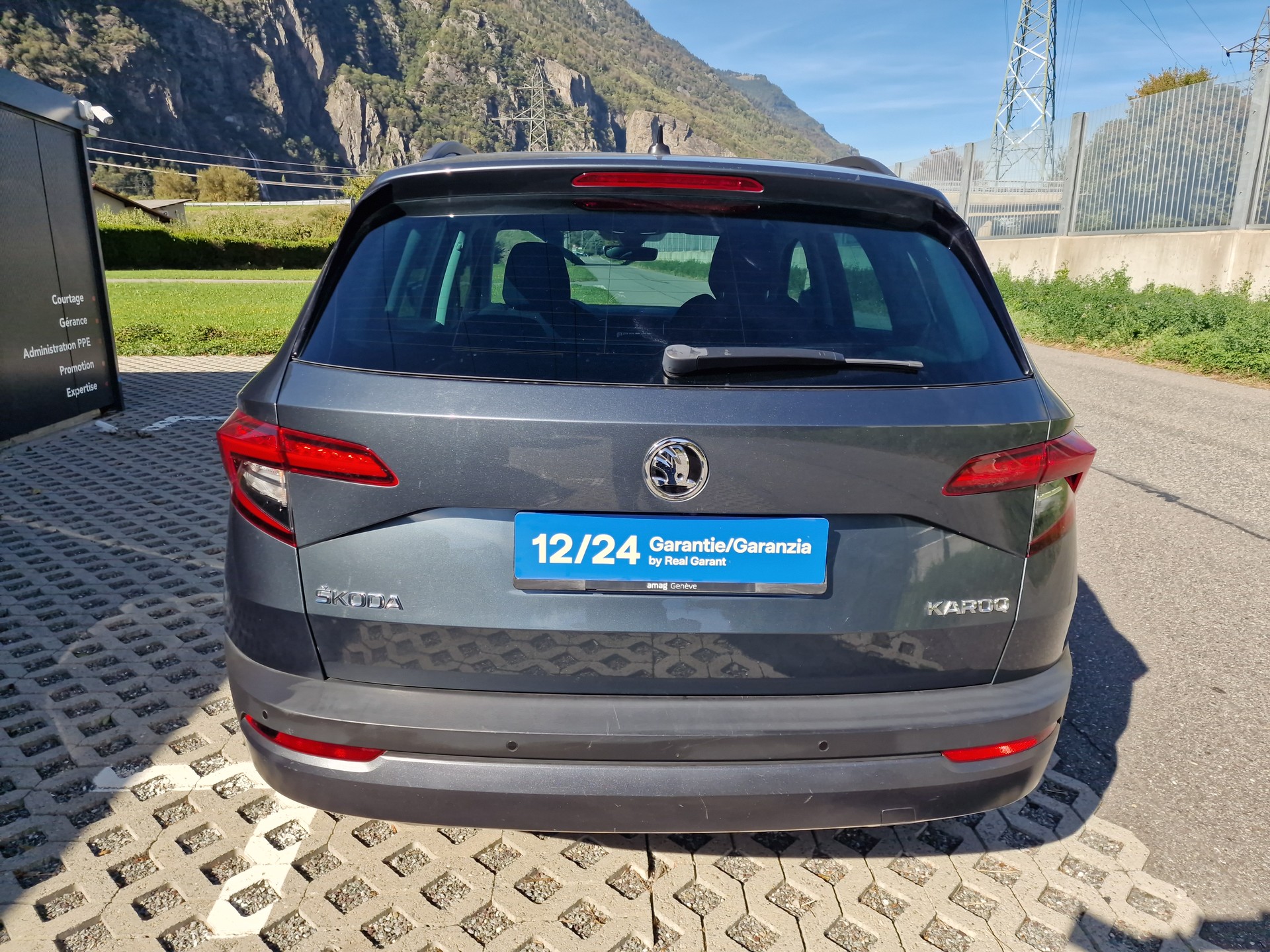 SKODA Karoq 1.5 TSI ACT Ambition DSG-image-4