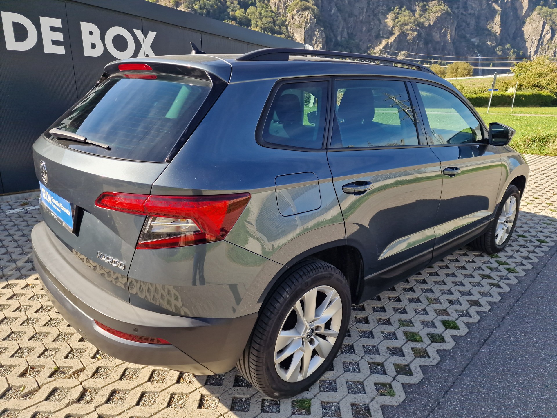 SKODA Karoq 1.5 TSI ACT Ambition DSG-image-3