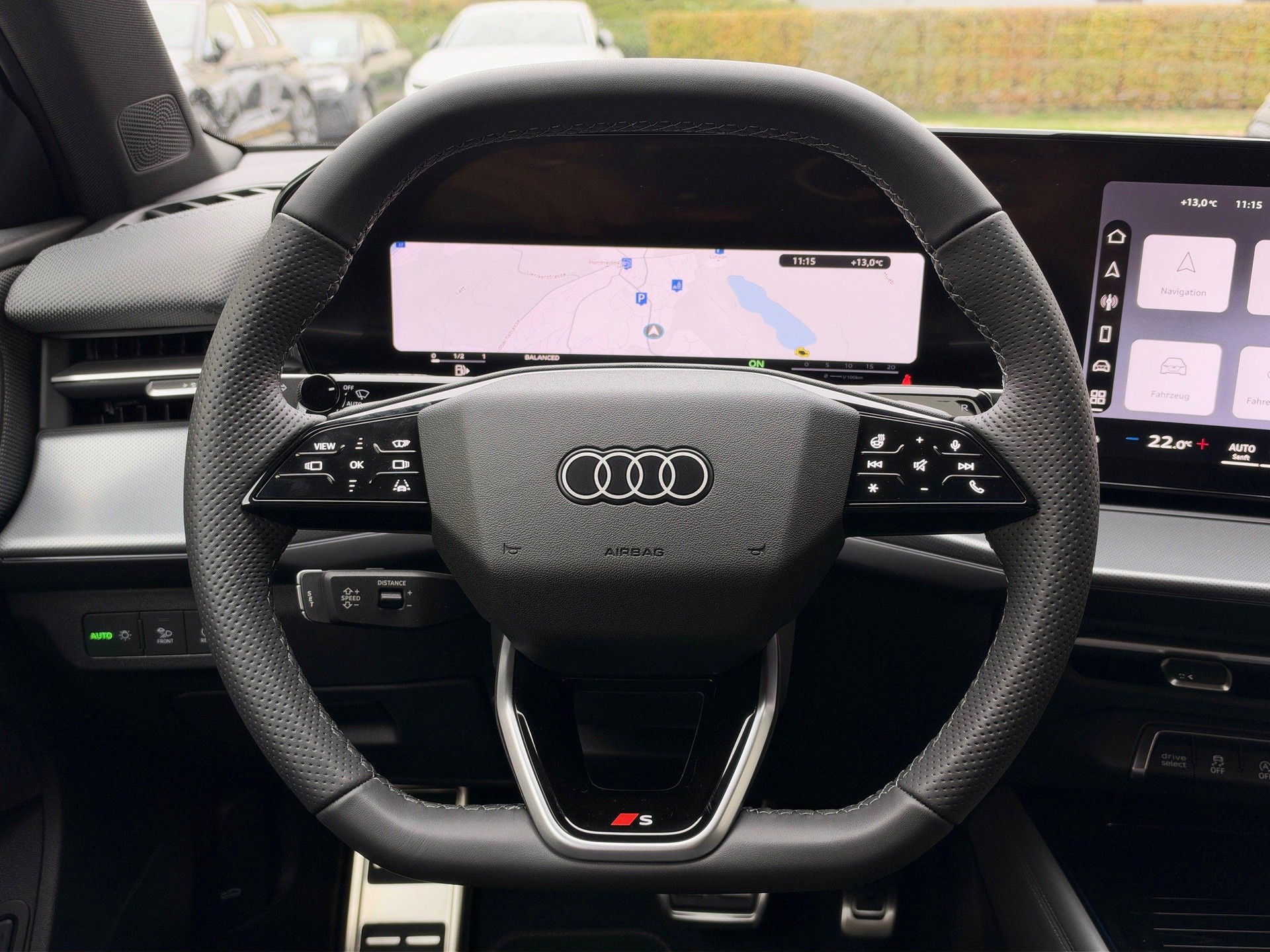 AUDI Q3 SUV TFSI quattro 150 kW S tronic-image-5