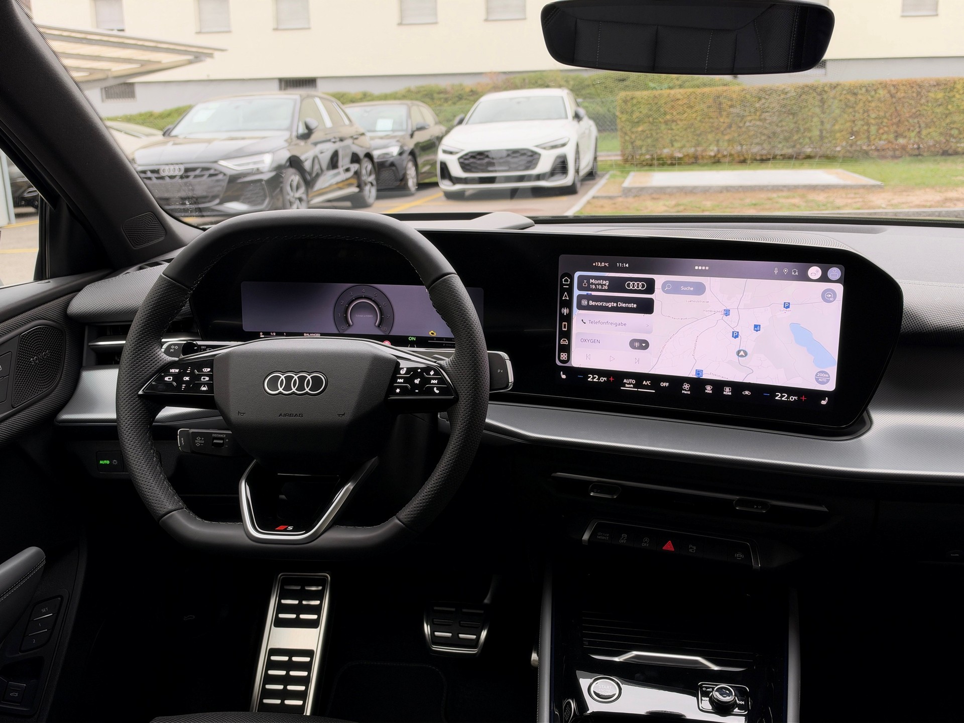 AUDI Q3 SUV TFSI quattro 150 kW S tronic-image-4