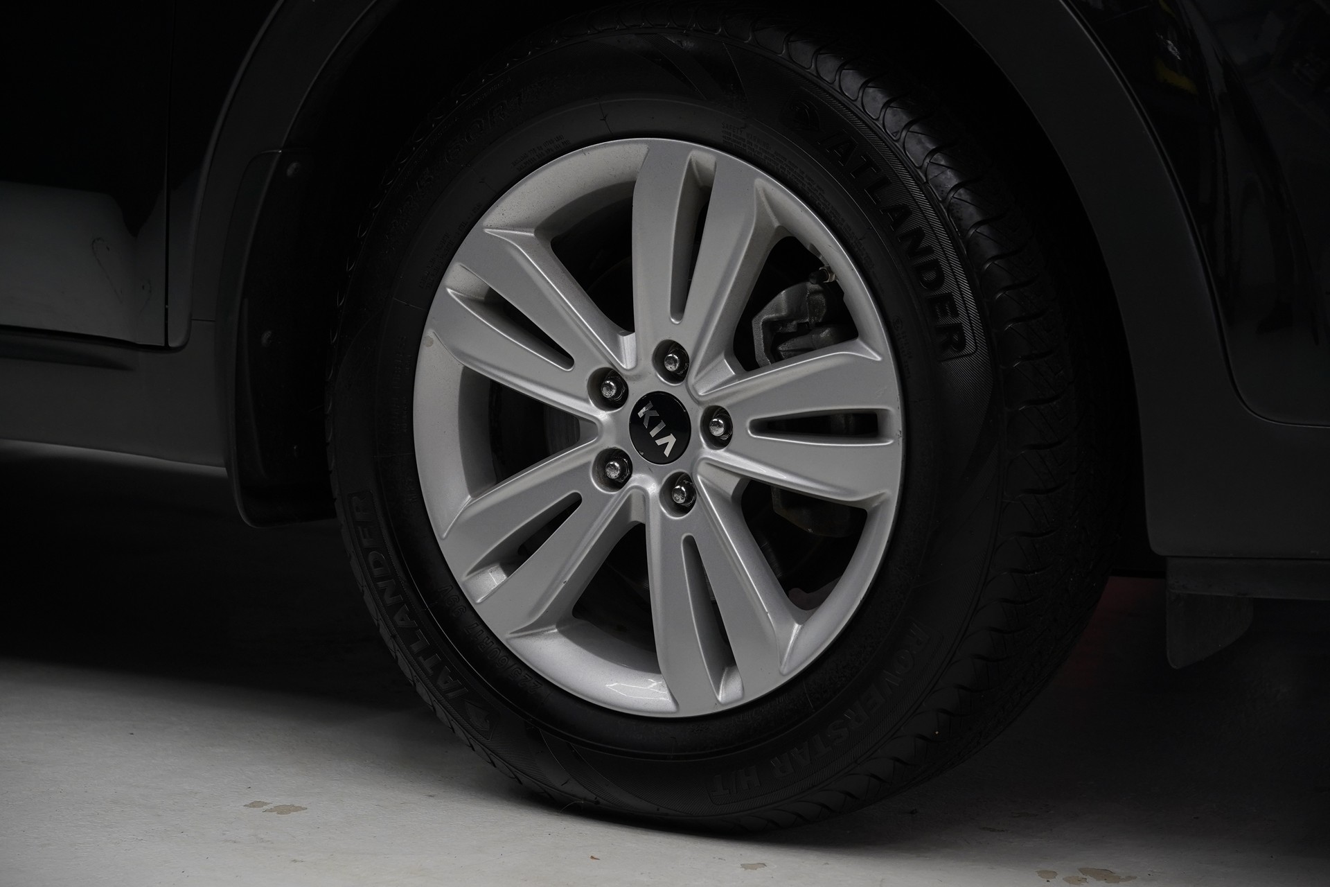 KIA Sportage 1.6 GDi Style-image-6