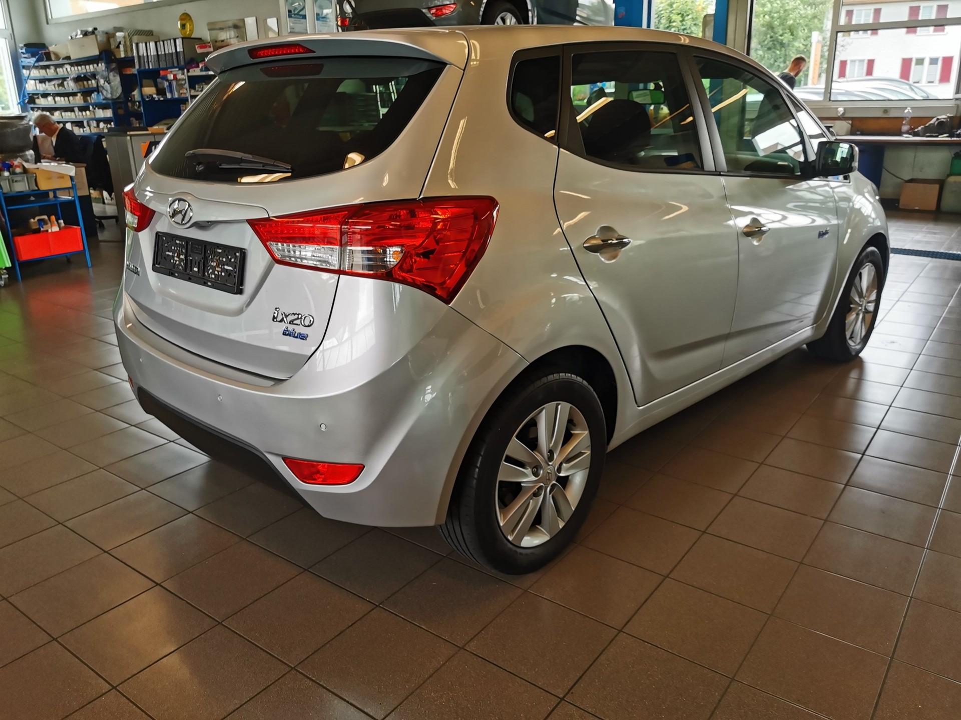 HYUNDAI iX20 1.4 CRDi Style NEUER PARTIKELFILTER-image-3