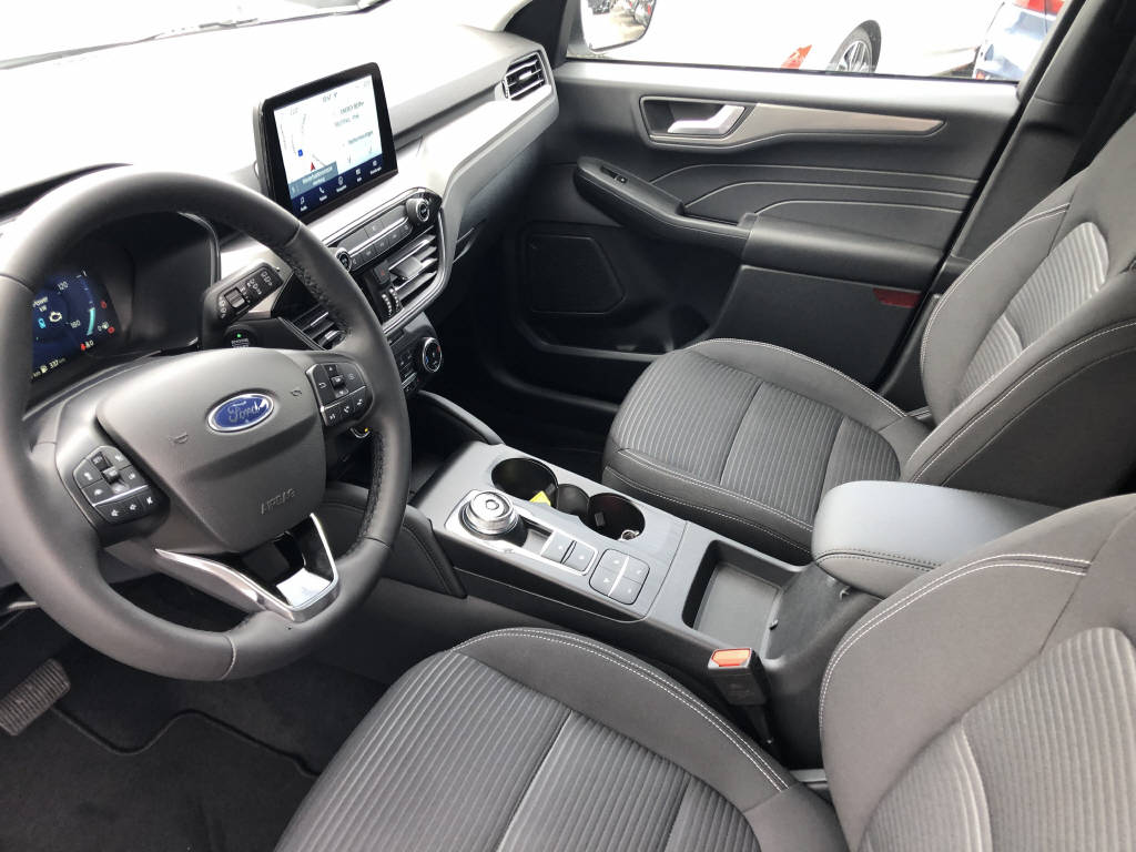 FORD Kuga 2.5 Plug-in Hybrid Titanium-image-9