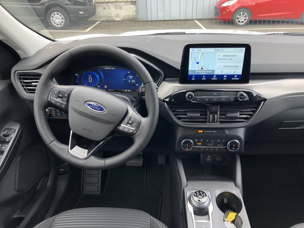 FORD Kuga 2.5 Plug-in Hybrid Titanium-image-4