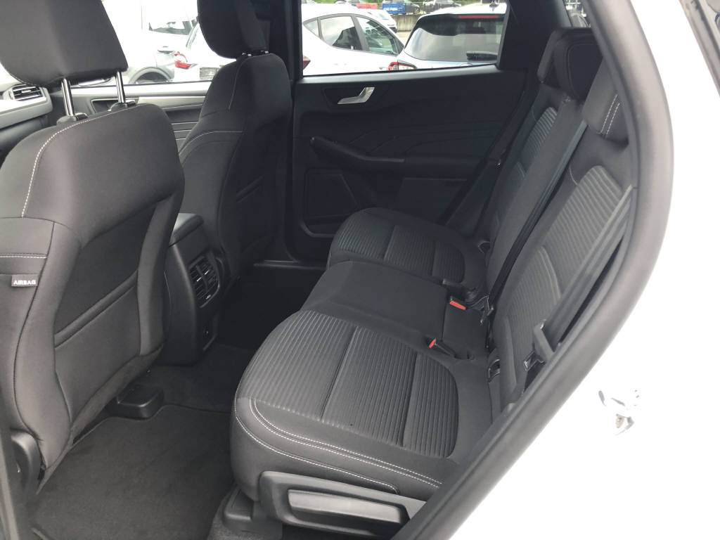 FORD Kuga 2.5 Plug-in Hybrid Titanium-image-7