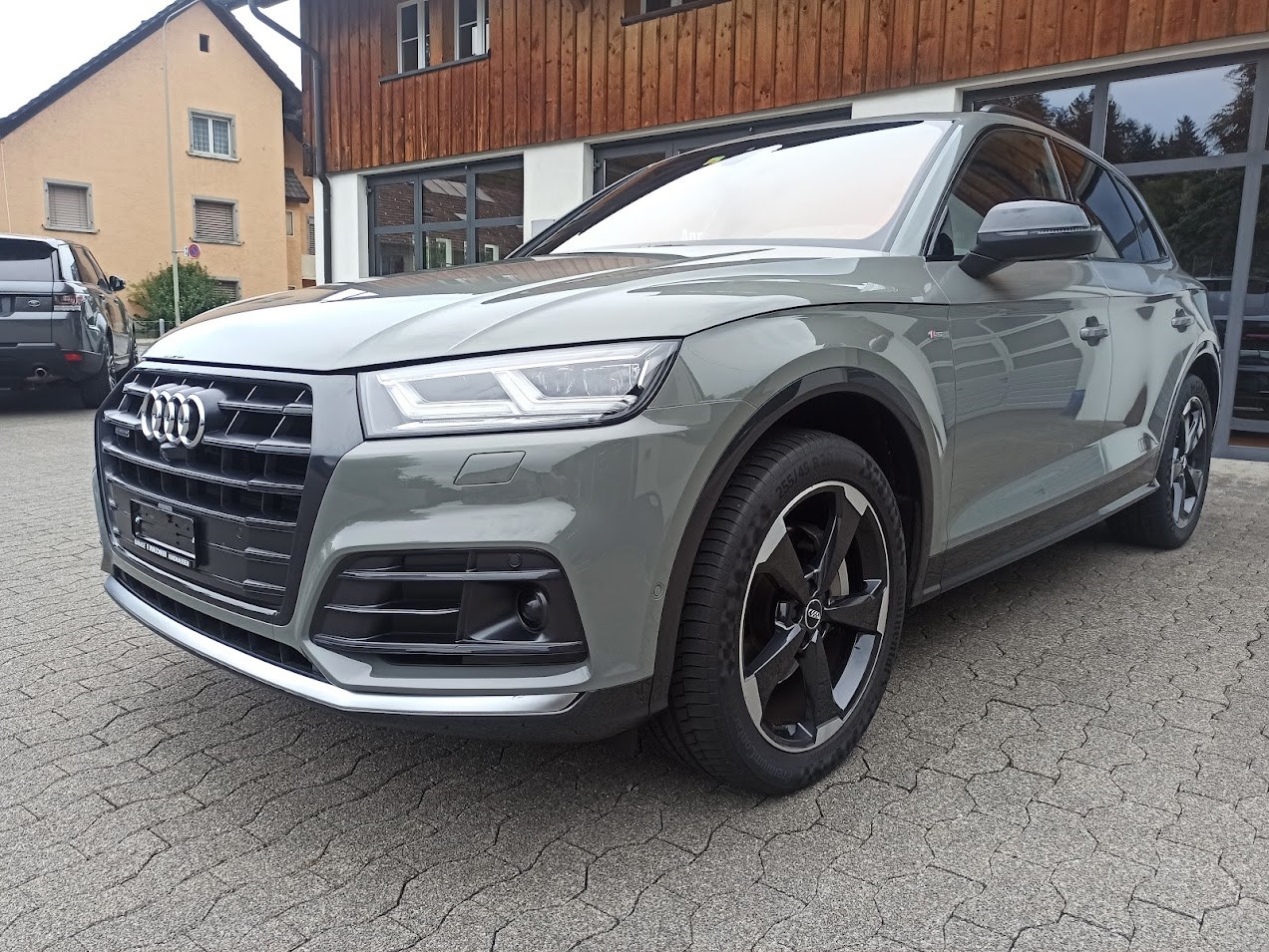 Car photo