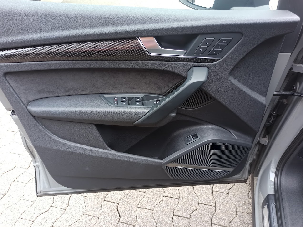 AUDI Q5 2.0 TFSI sport quattro S-tronic-image-13