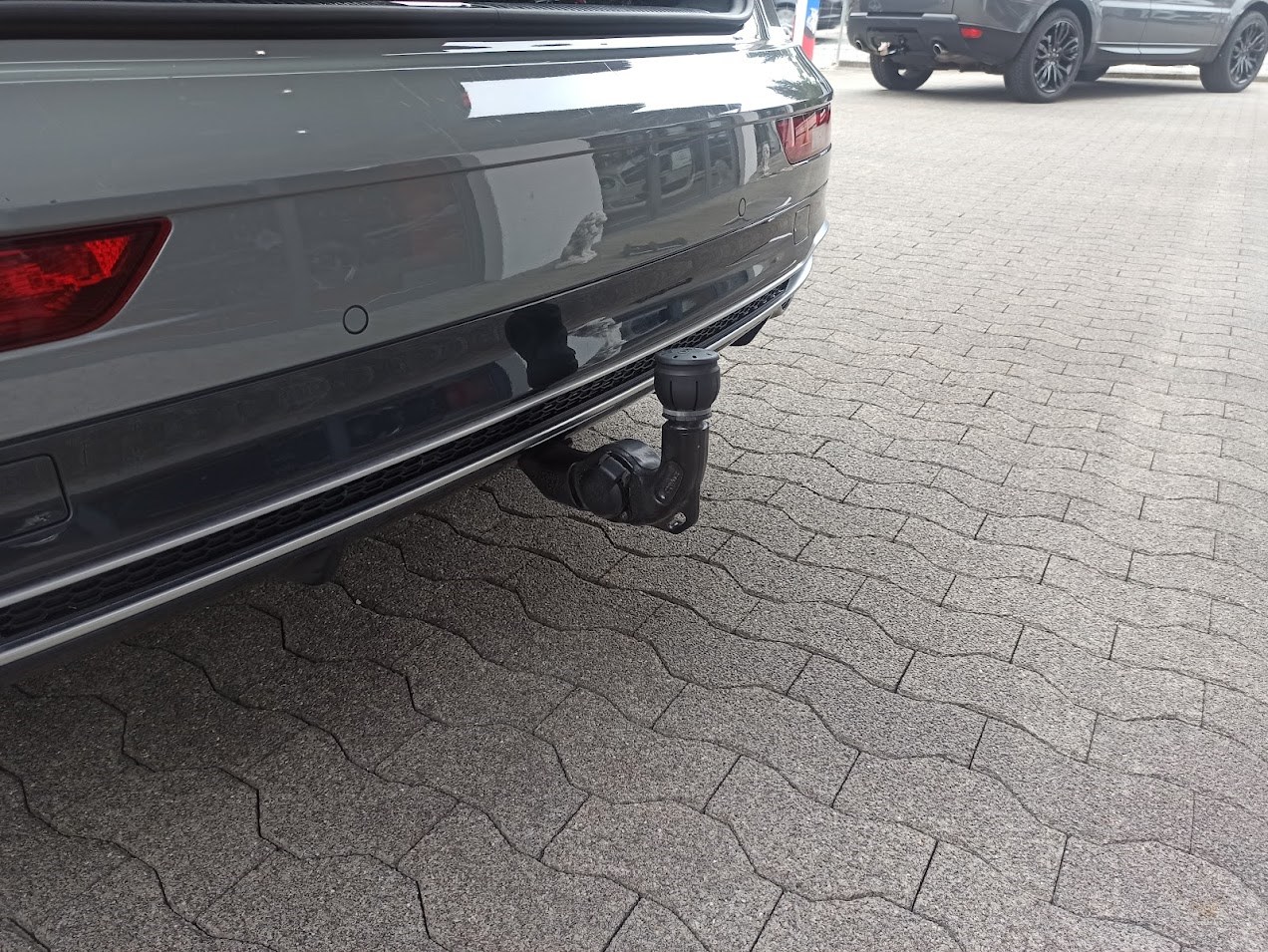 AUDI Q5 2.0 TFSI sport quattro S-tronic-image-8