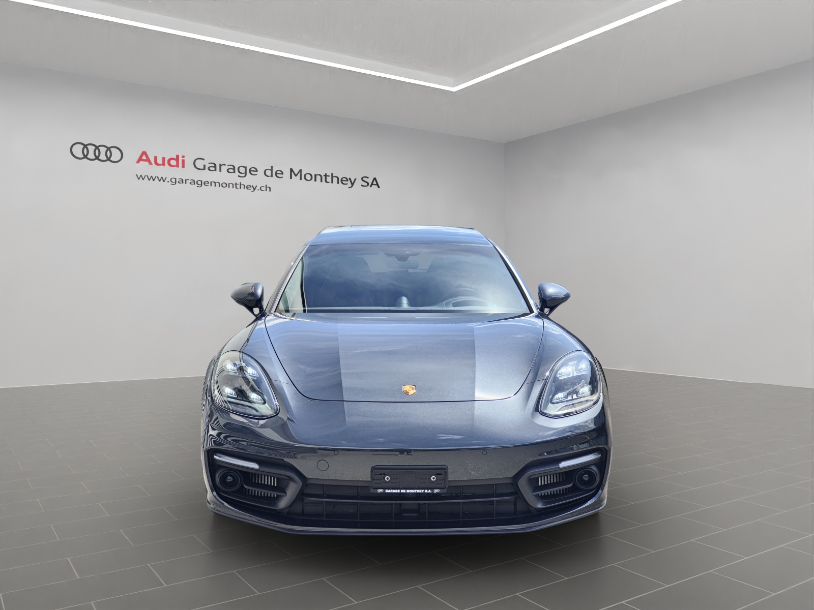 PORSCHE Panamera 4S E-Hybrid Sport Turismo PDK-image-2