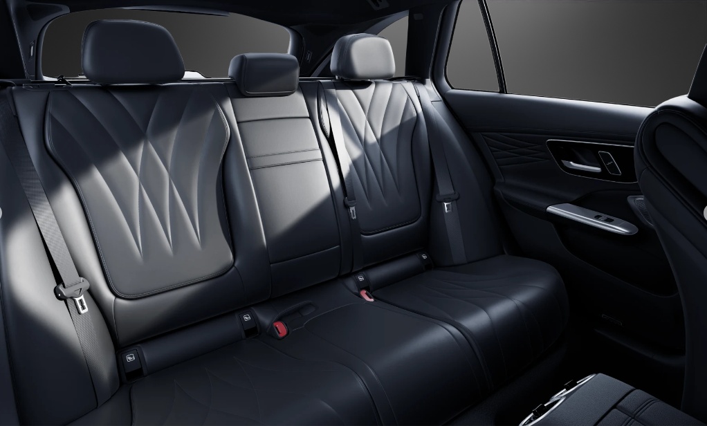 MERCEDES-BENZ C 220 d T 4 Matic-image-6