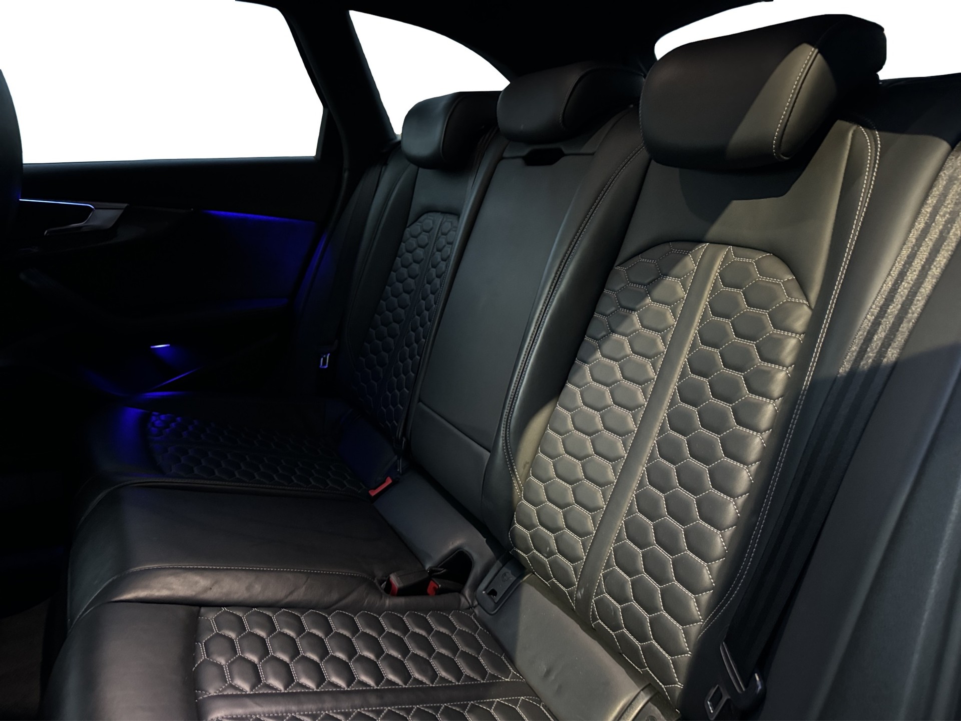 AUDI RS4 Avant 2.9 TFSI quattro tiptronic-image-7