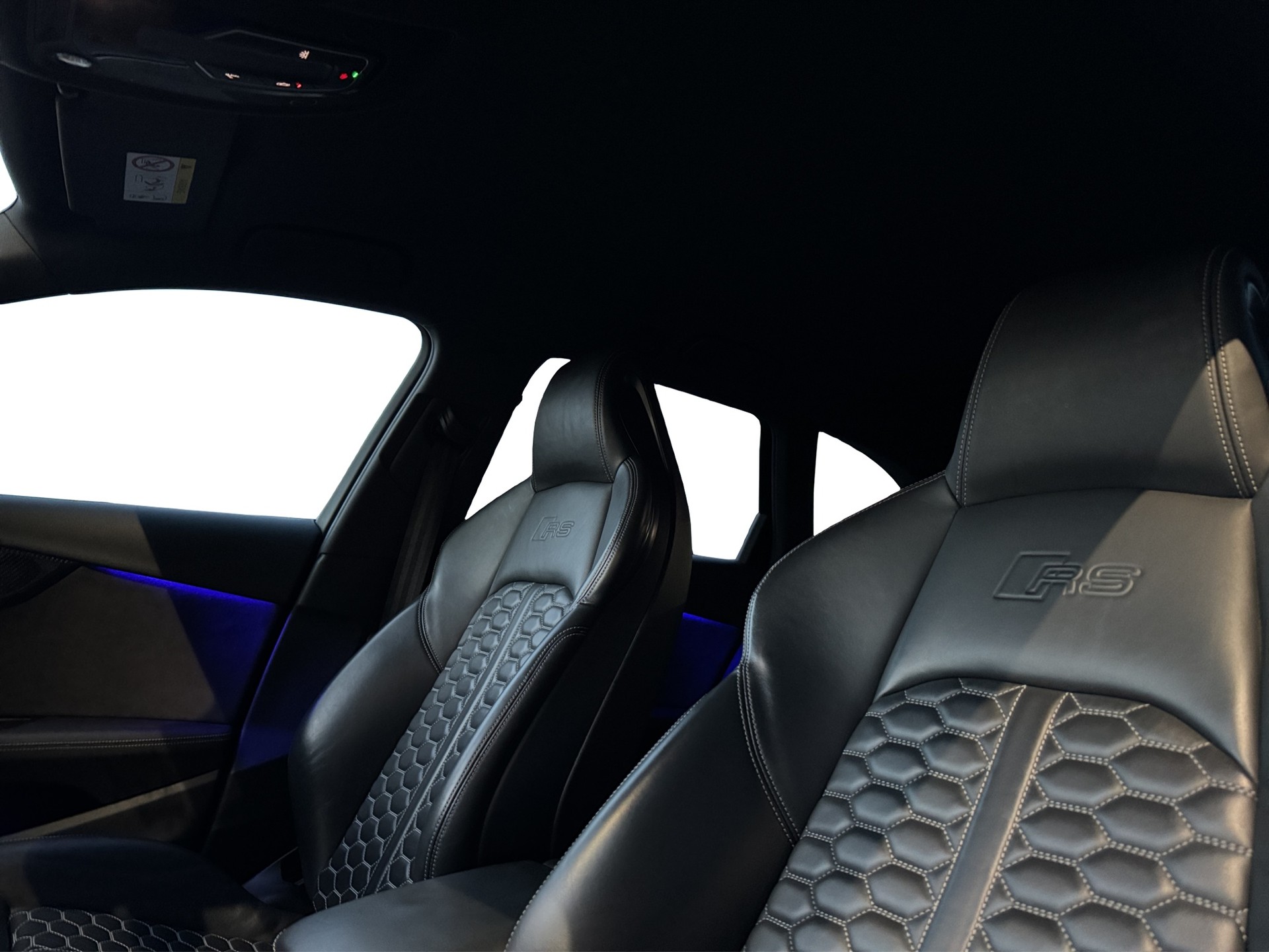 AUDI RS4 Avant 2.9 TFSI quattro tiptronic-image-12