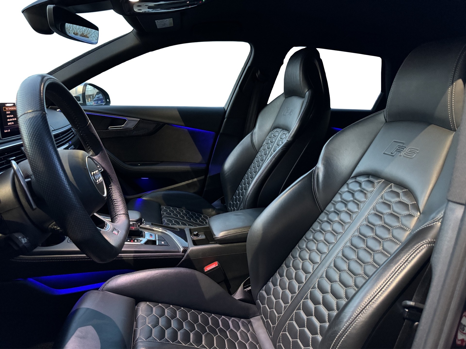 AUDI RS4 Avant 2.9 TFSI quattro tiptronic-image-6