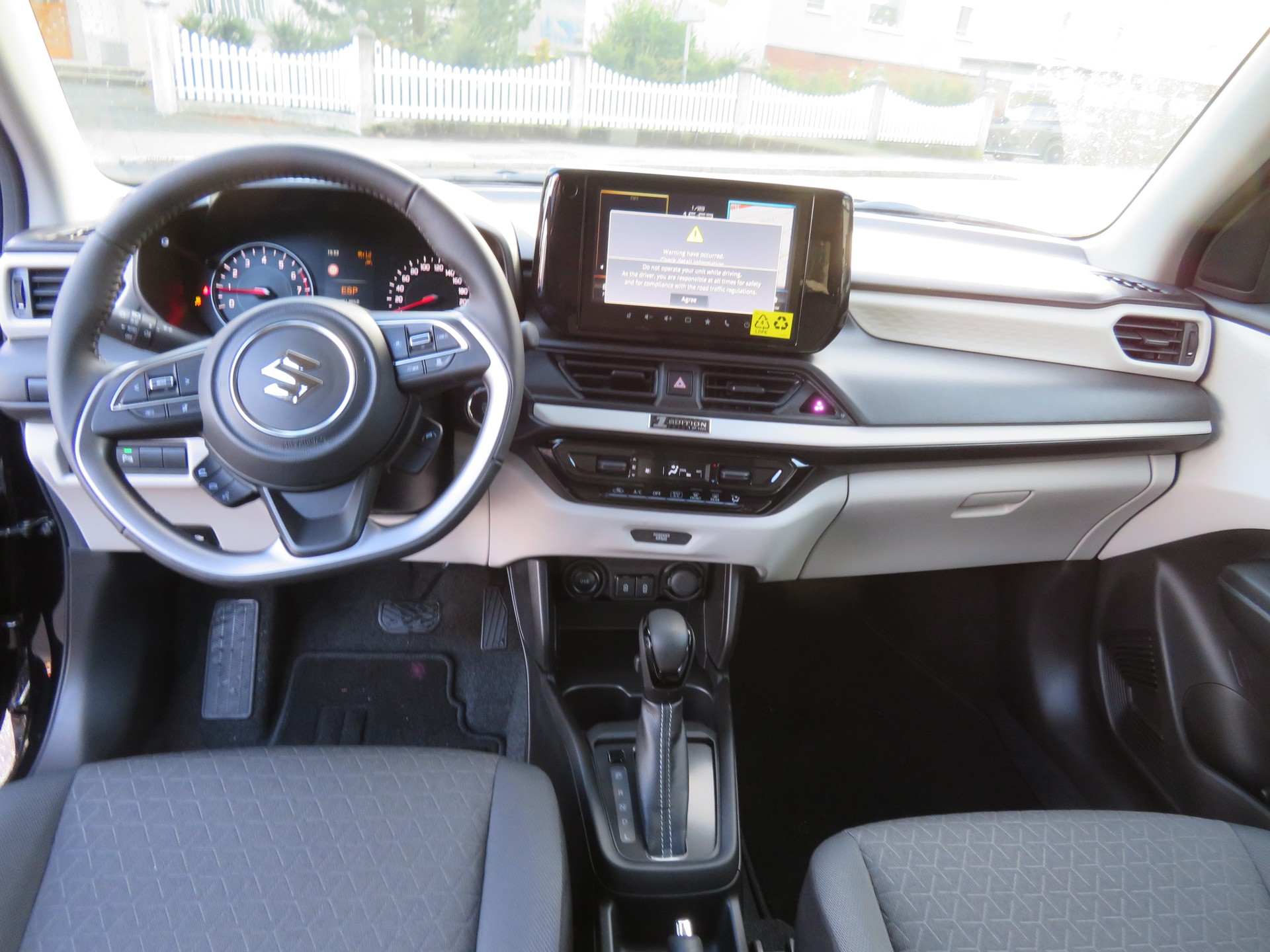 SUZUKI Swift 1.2 1st Edition Hybrid-image-11