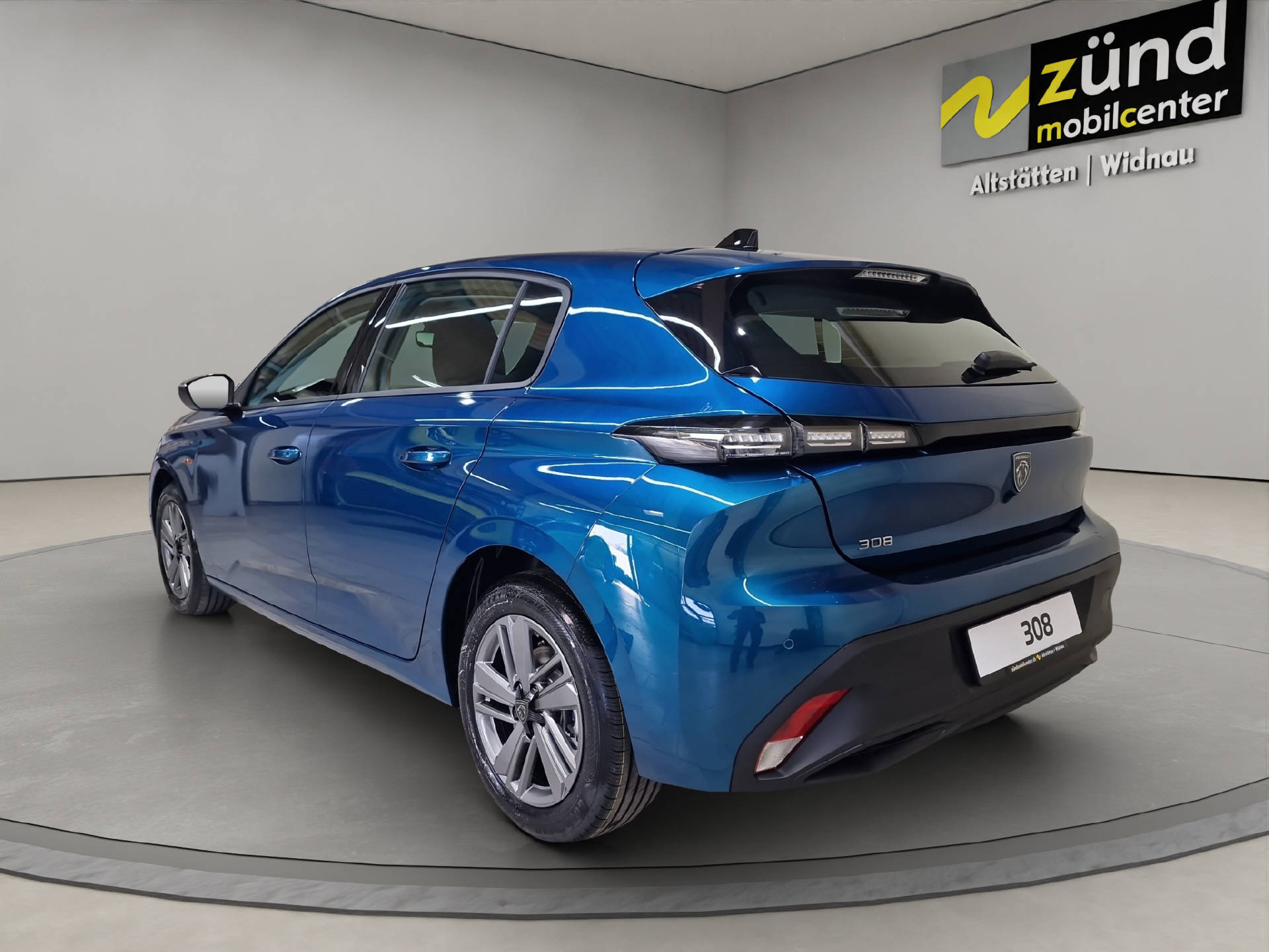 PEUGEOT 308 1.2 Hybrid Style-image-2