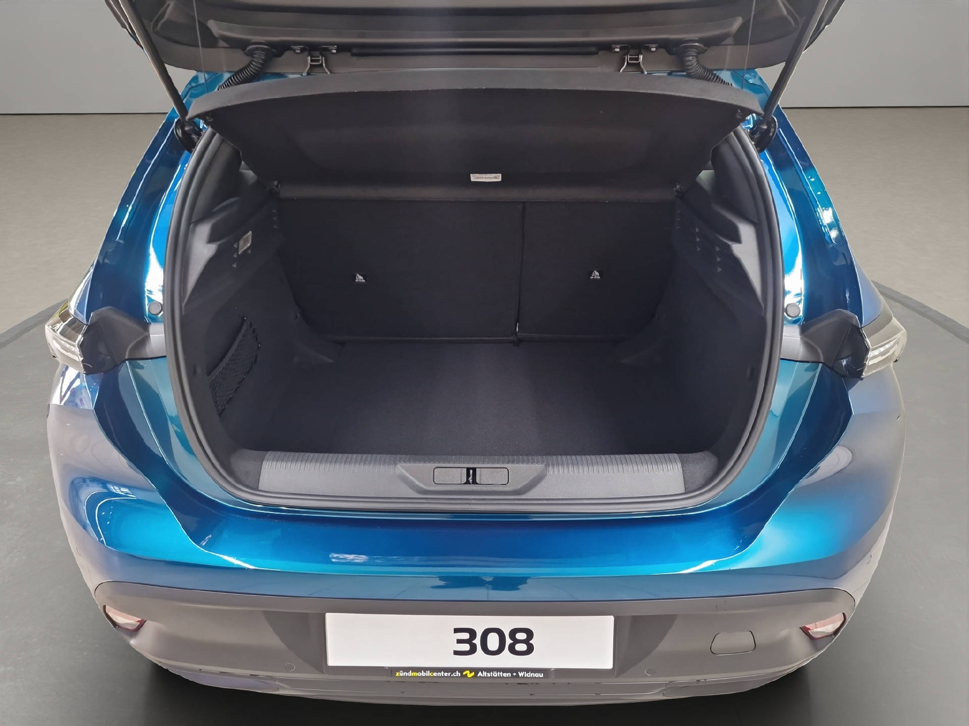 PEUGEOT 308 1.2 Hybrid Style-image-10