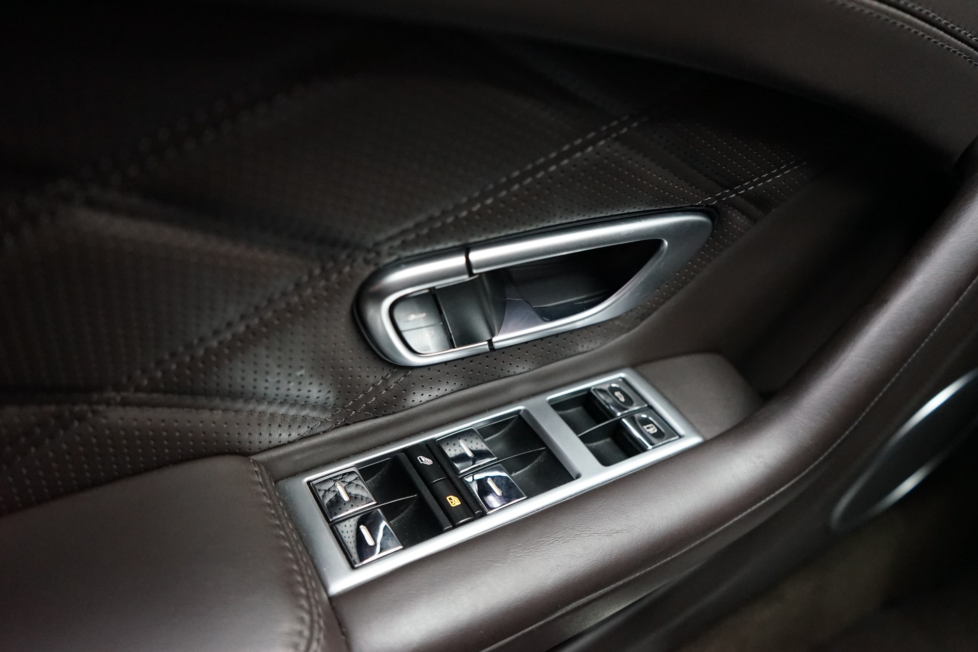 BENTLEY Continental GT 4.0 V8-image-19