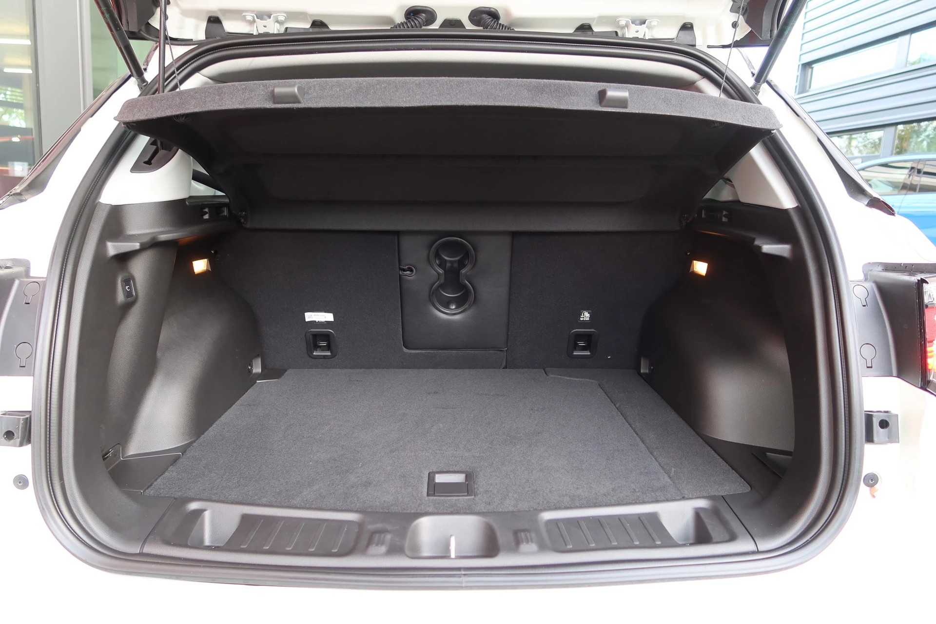 JEEP Compass 1.3 PHEV Summ Sky-image-11