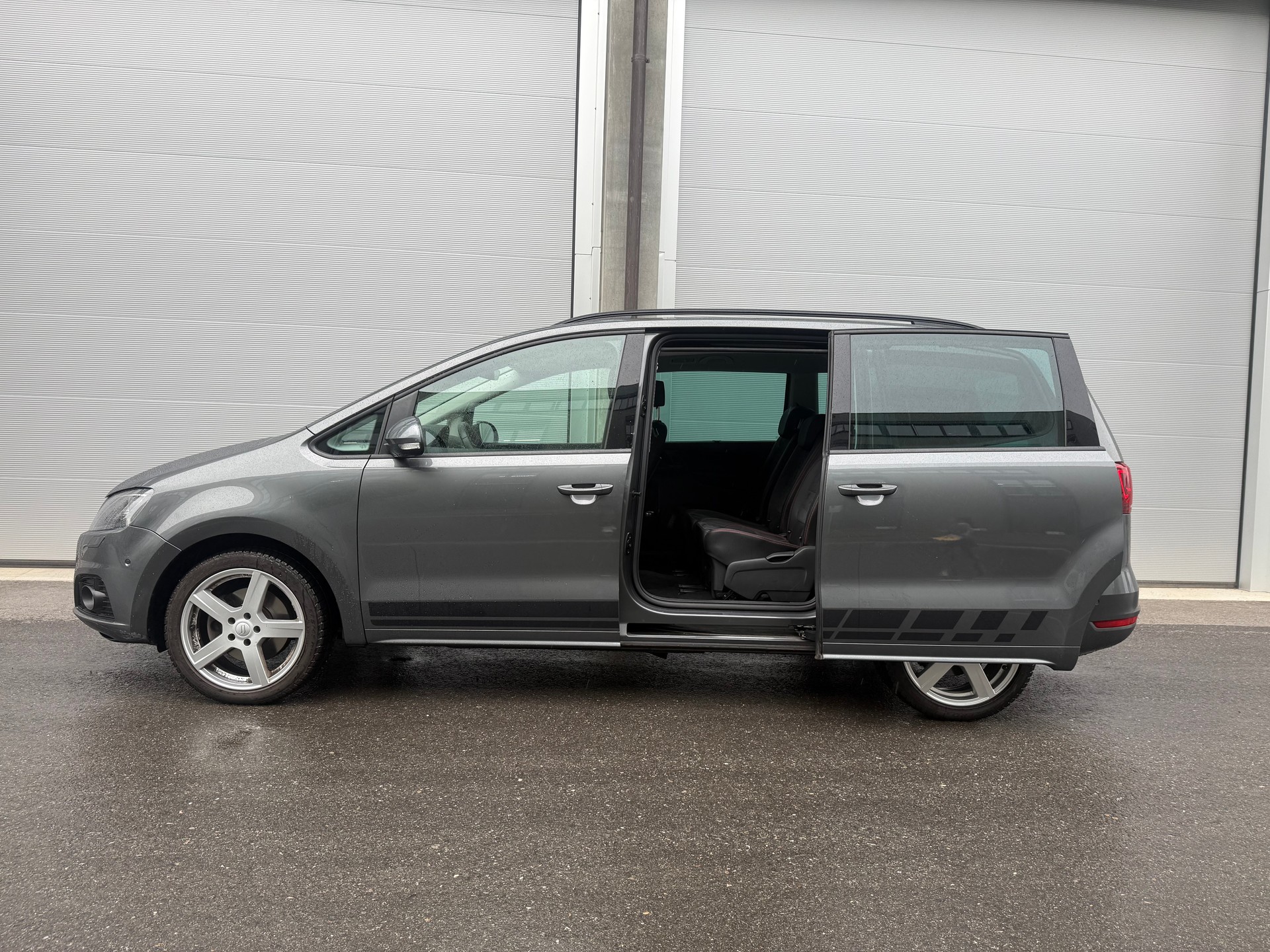 SEAT Alhambra 2.0 TSI FR Line DSG-image-1