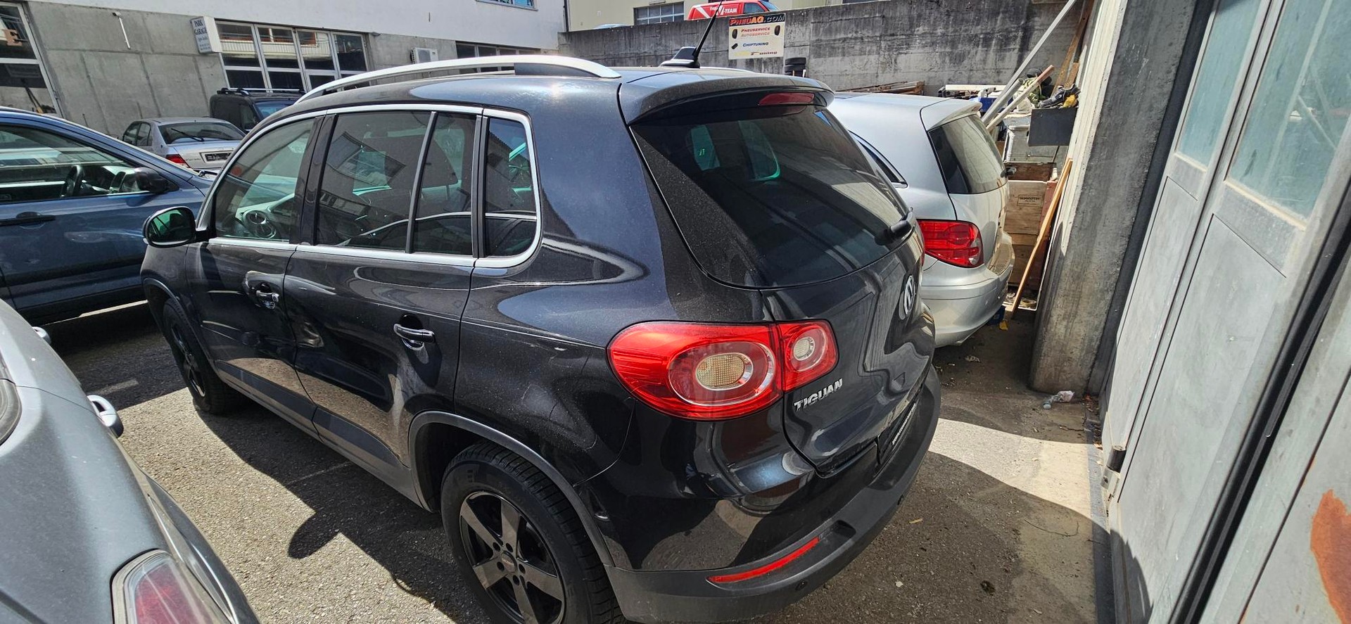 VW Tiguan 2.0 TSI Sport&Style DSG-image-12