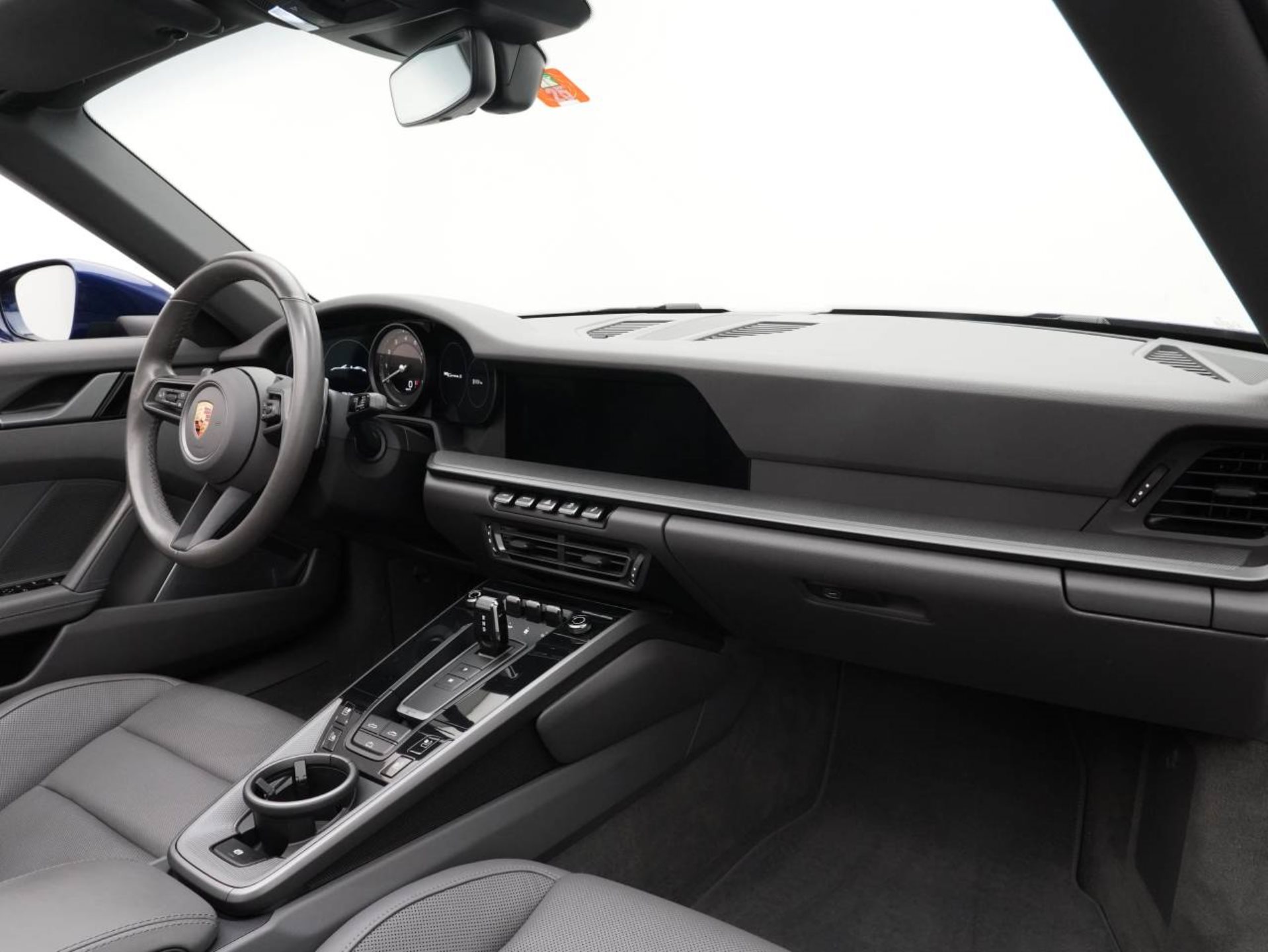 PORSCHE 911 Carrera S Cabriolet-image-31