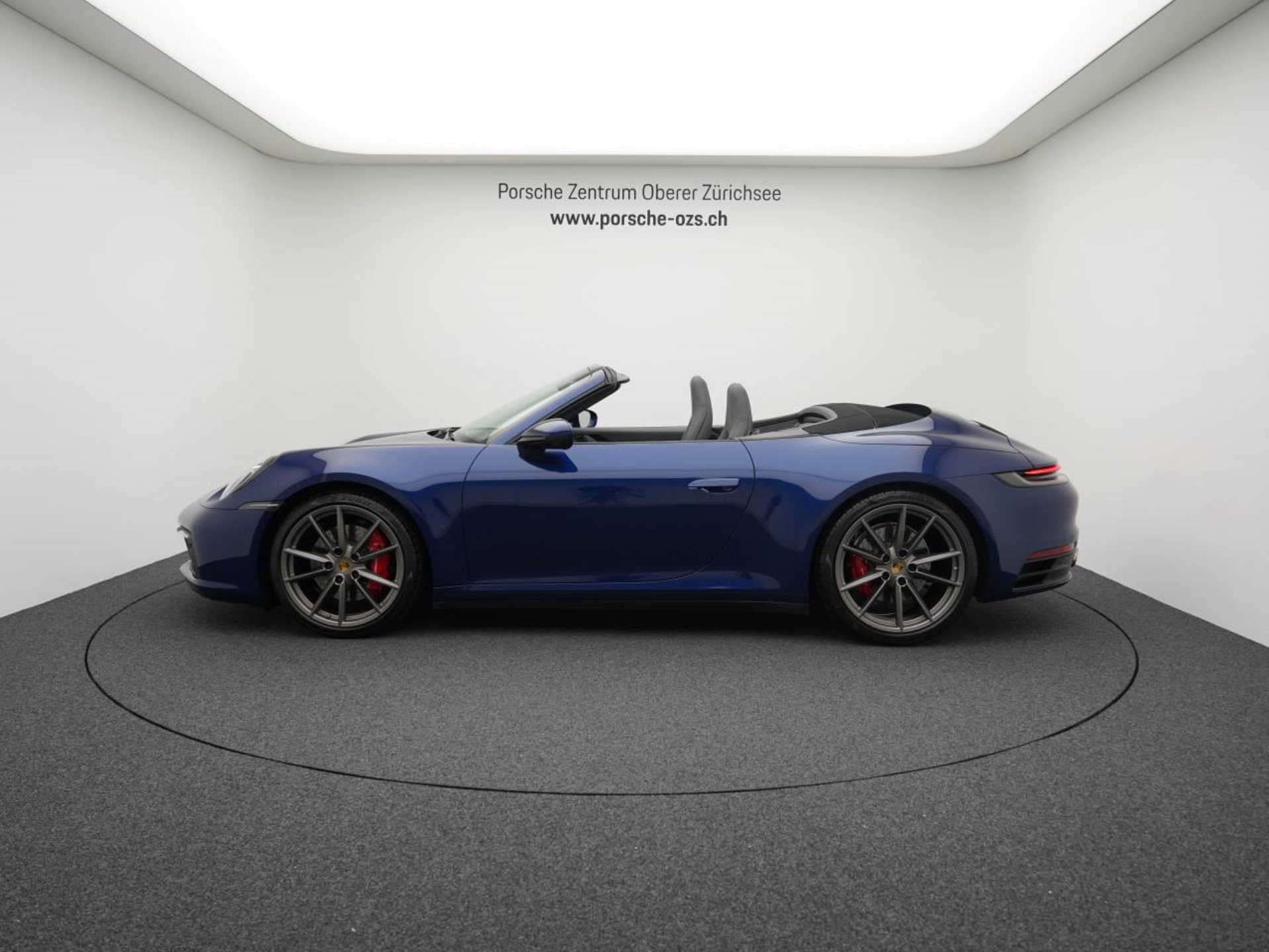 PORSCHE 911 Carrera S Cabriolet-image-1