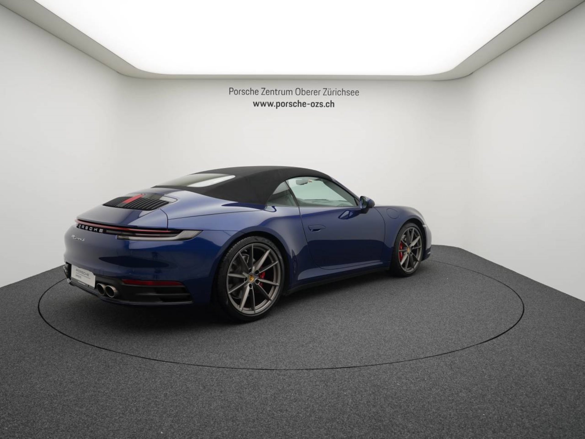 PORSCHE 911 Carrera S Cabriolet-image-6