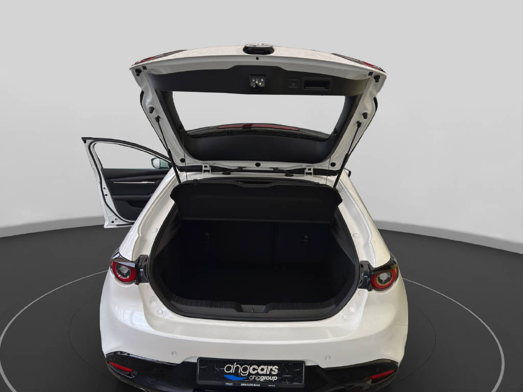 MAZDA 3 Hatchback 2.5 Centre-Line-image-8