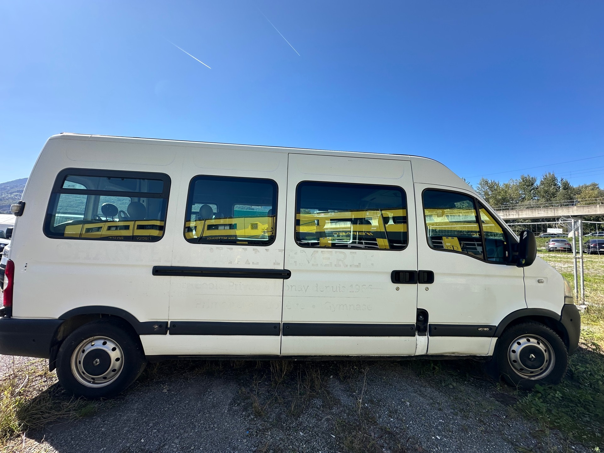 NISSAN INTERSTAR-image-3