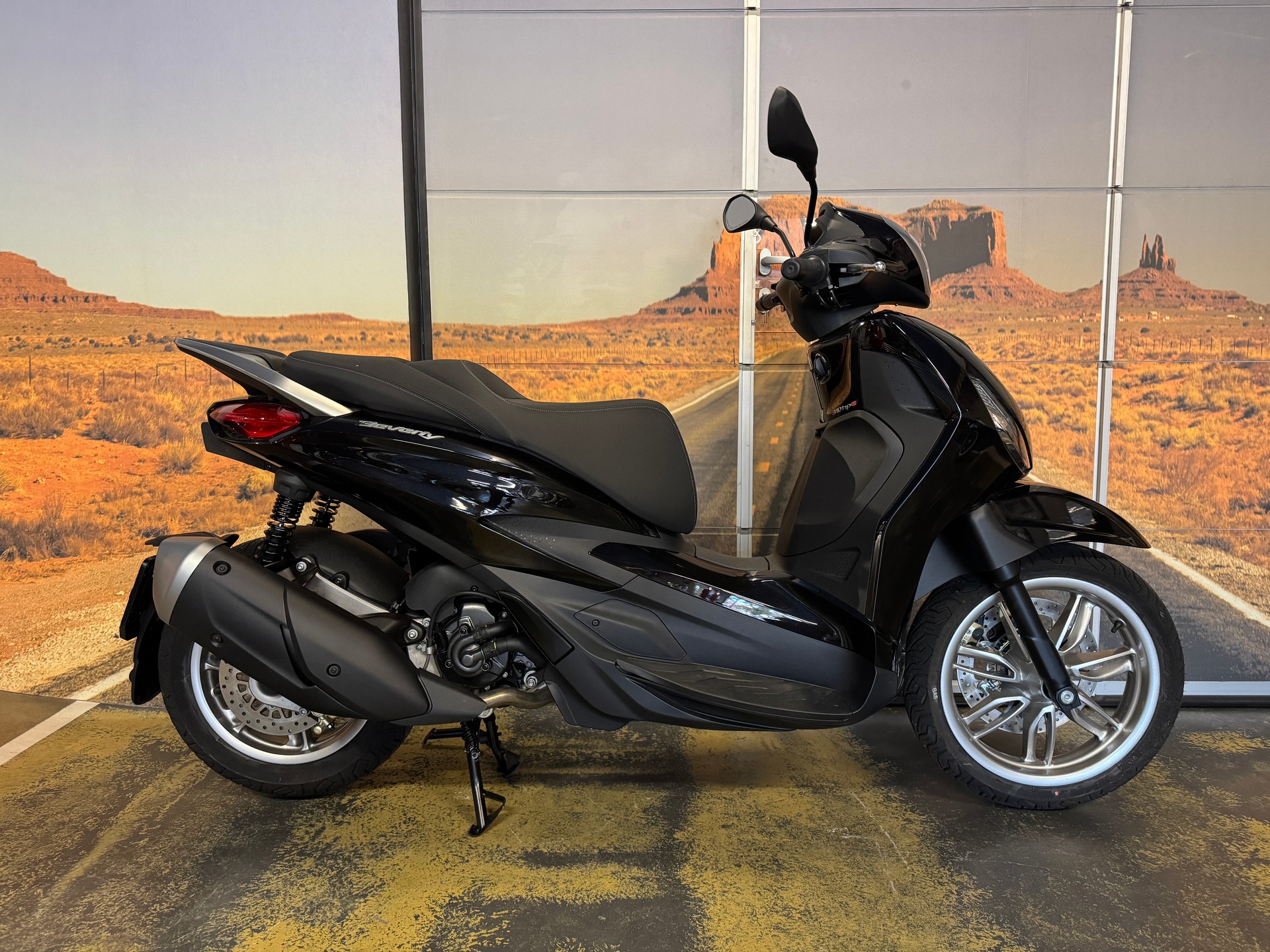 PIAGGIO Beverly 310 hpe E5+