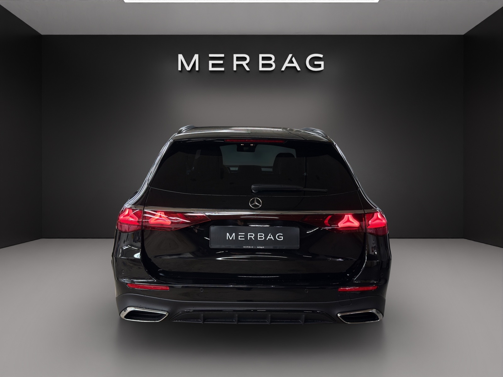 MERCEDES-BENZ E 220 d T 4Matic 9G-Tronic-image-3