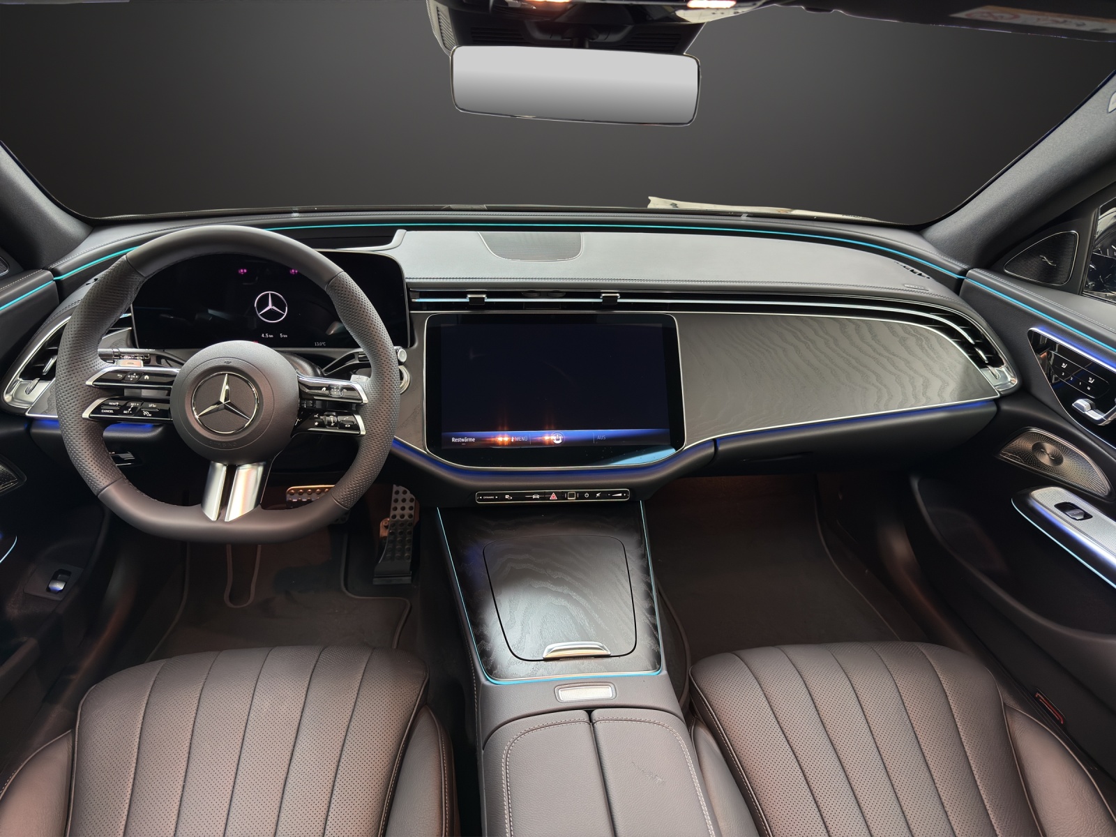 MERCEDES-BENZ E 220 d T 4Matic 9G-Tronic-image-10