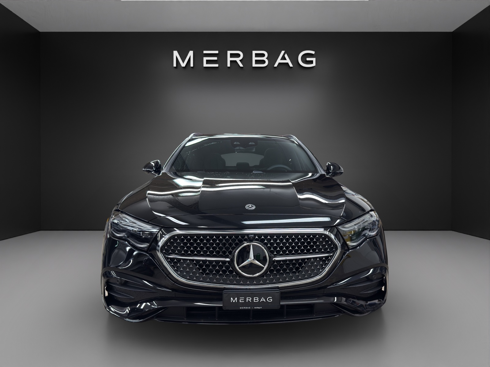 MERCEDES-BENZ E 220 d T 4Matic 9G-Tronic-image-6