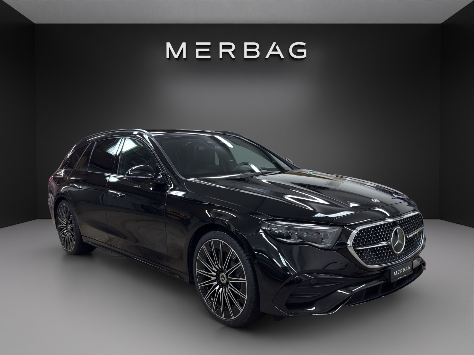 MERCEDES-BENZ E 220 d T 4Matic 9G-Tronic-image-5
