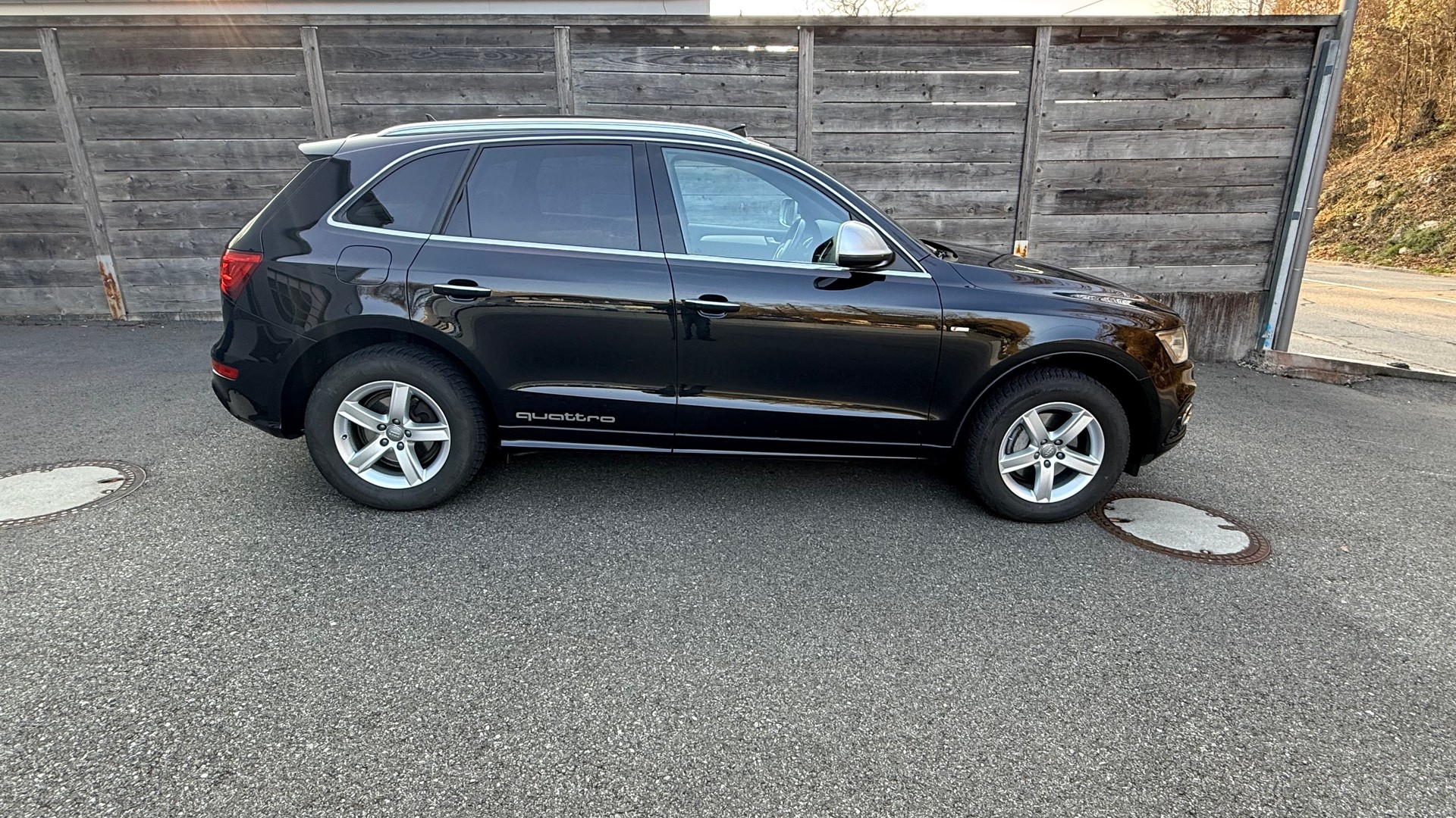 AUDI Q5 2.0 TDI quattro S-tronic-image-4