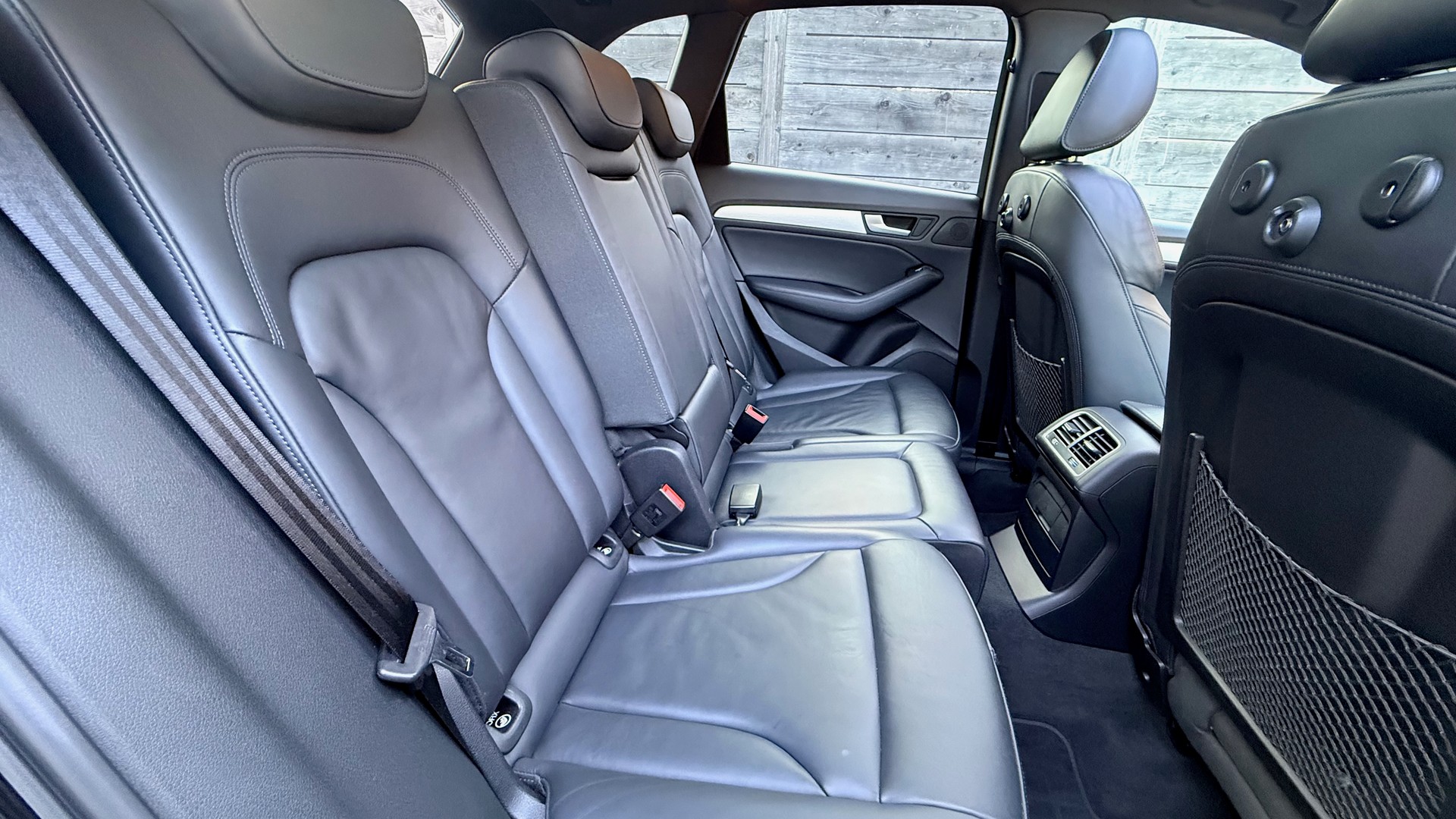 AUDI Q5 2.0 TDI quattro S-tronic-image-15