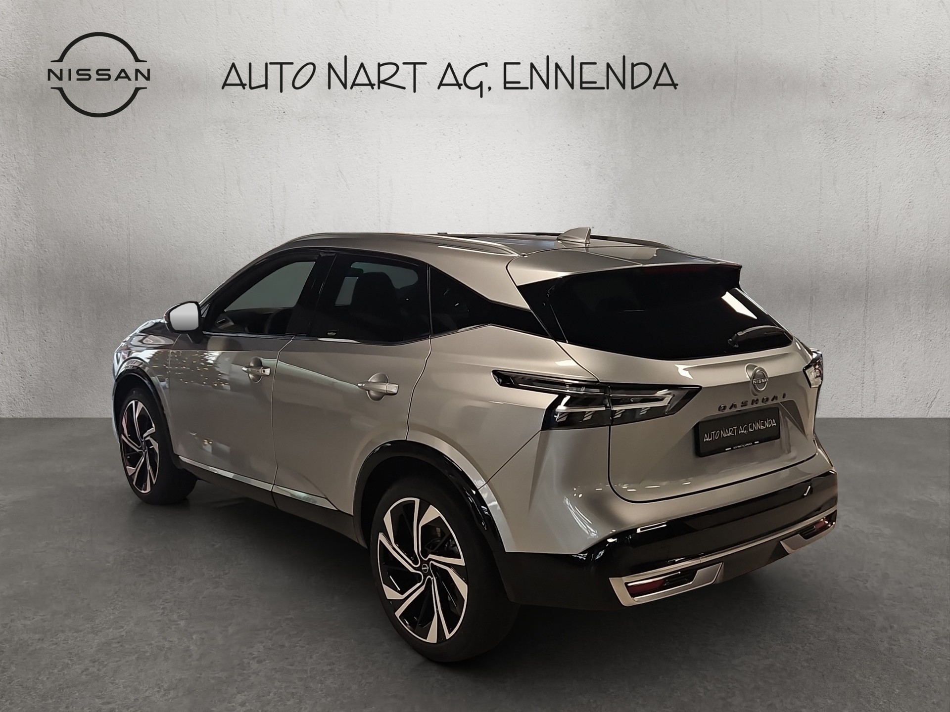 NISSAN Qashqai 1.3 MHEV Tekna+ 4x4-image-2