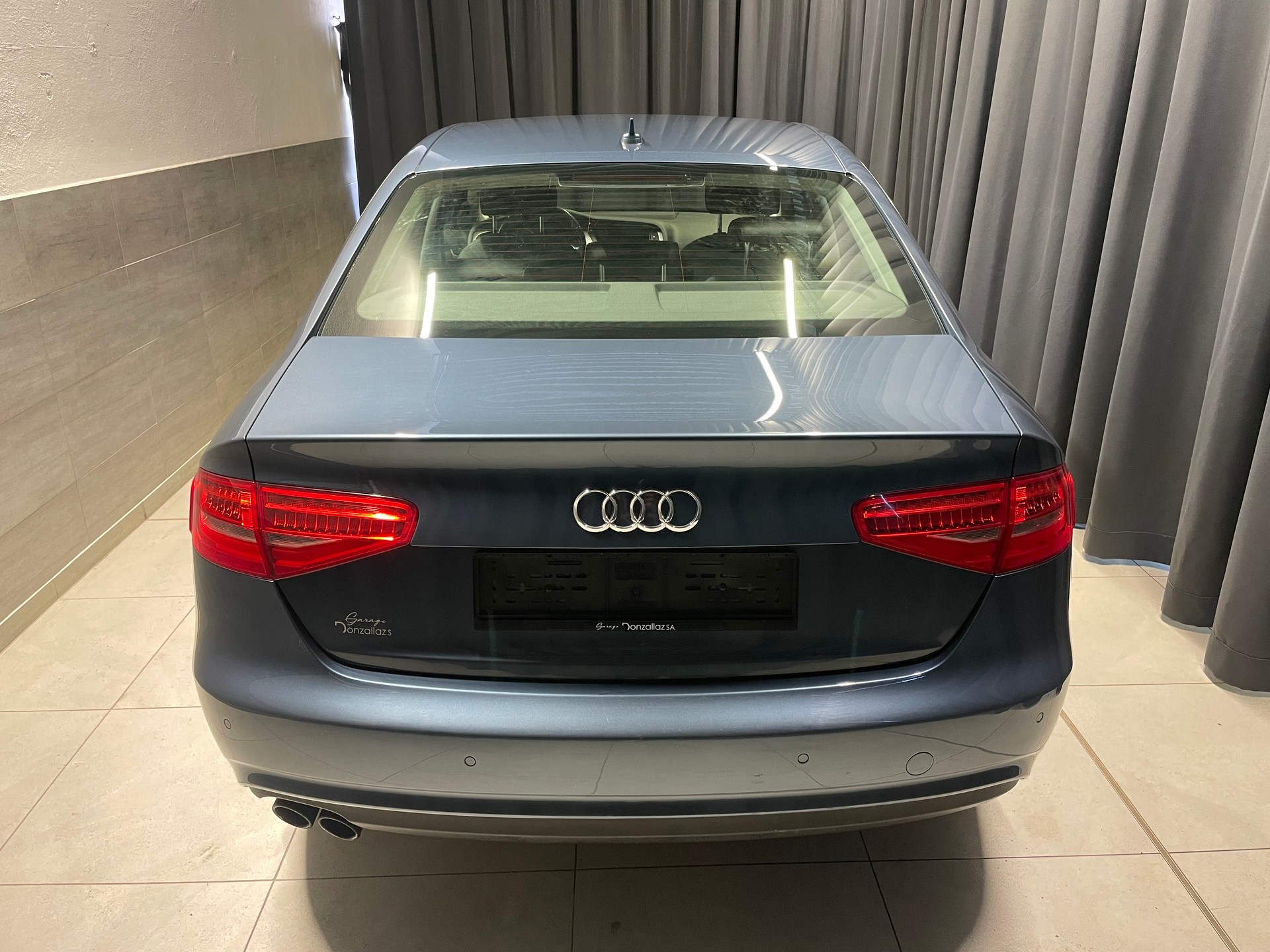 AUDI A4 Limousine 1.8 TFSI multitronic (29)-image-4