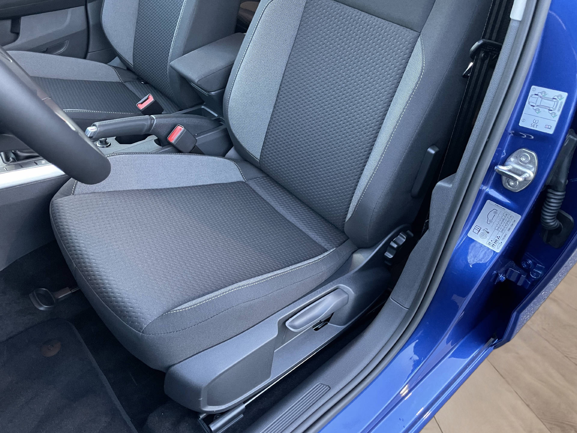 VW Polo 1.0 TSI Life DSG*Rückfahrkamera*Keyless*Navi-image-7
