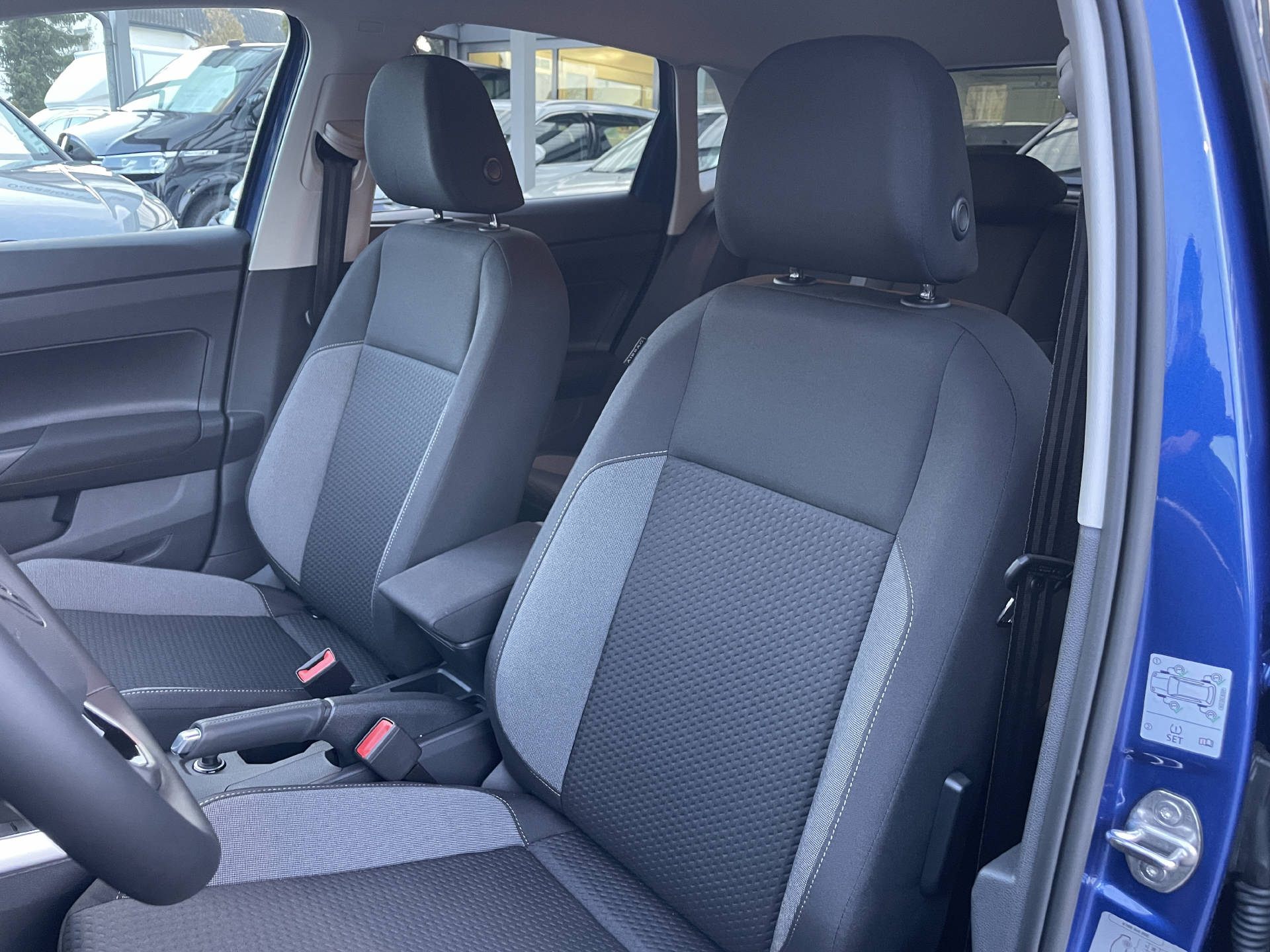 VW Polo 1.0 TSI Life DSG-image-6