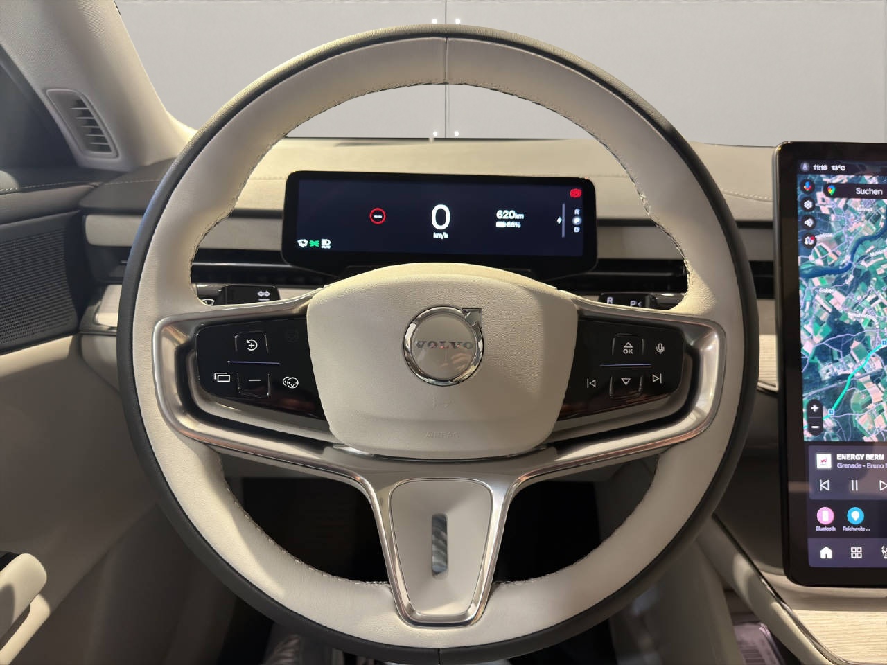 VOLVO ES90 Ultra-image-8