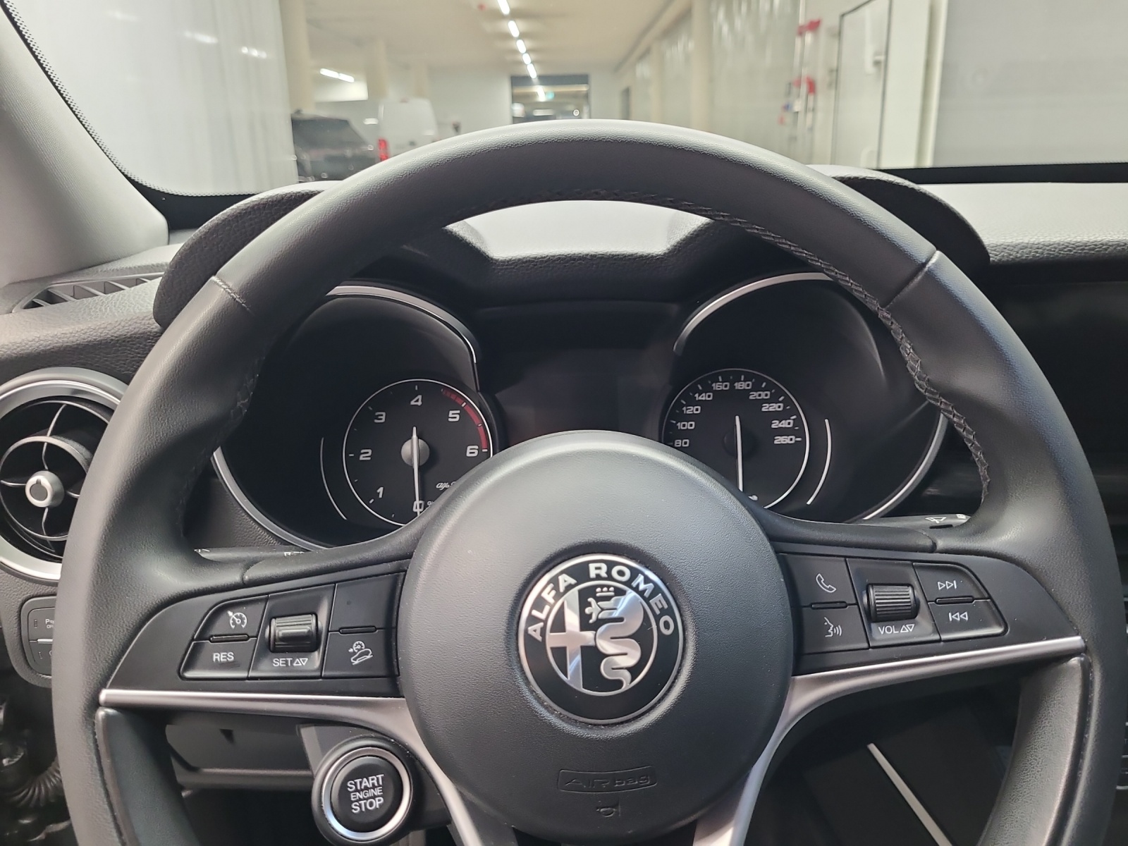 ALFA ROMEO Stelvio 2.2 D Q4 210 Super-image-14