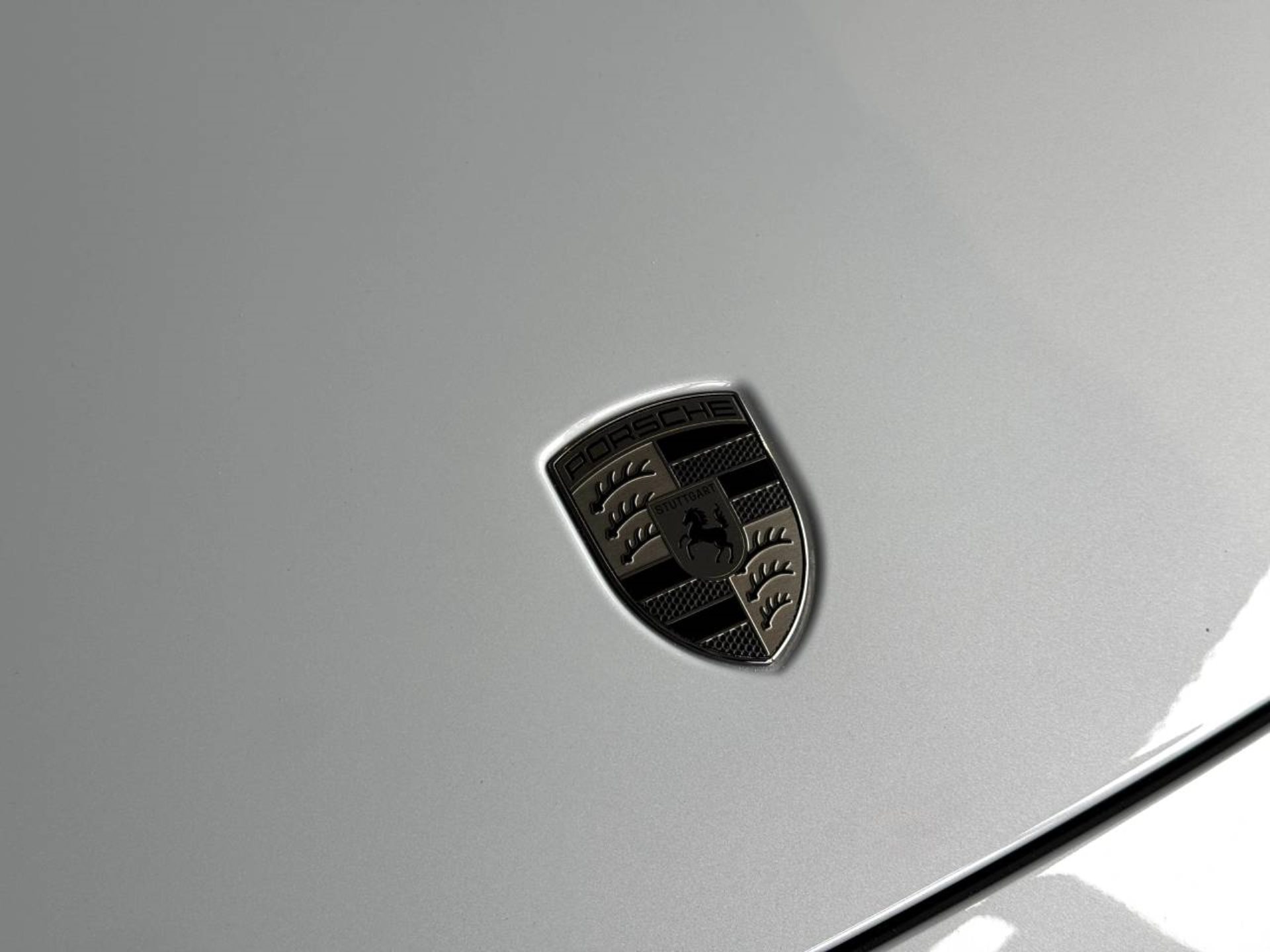 PORSCHE Macan Turbo-image-39