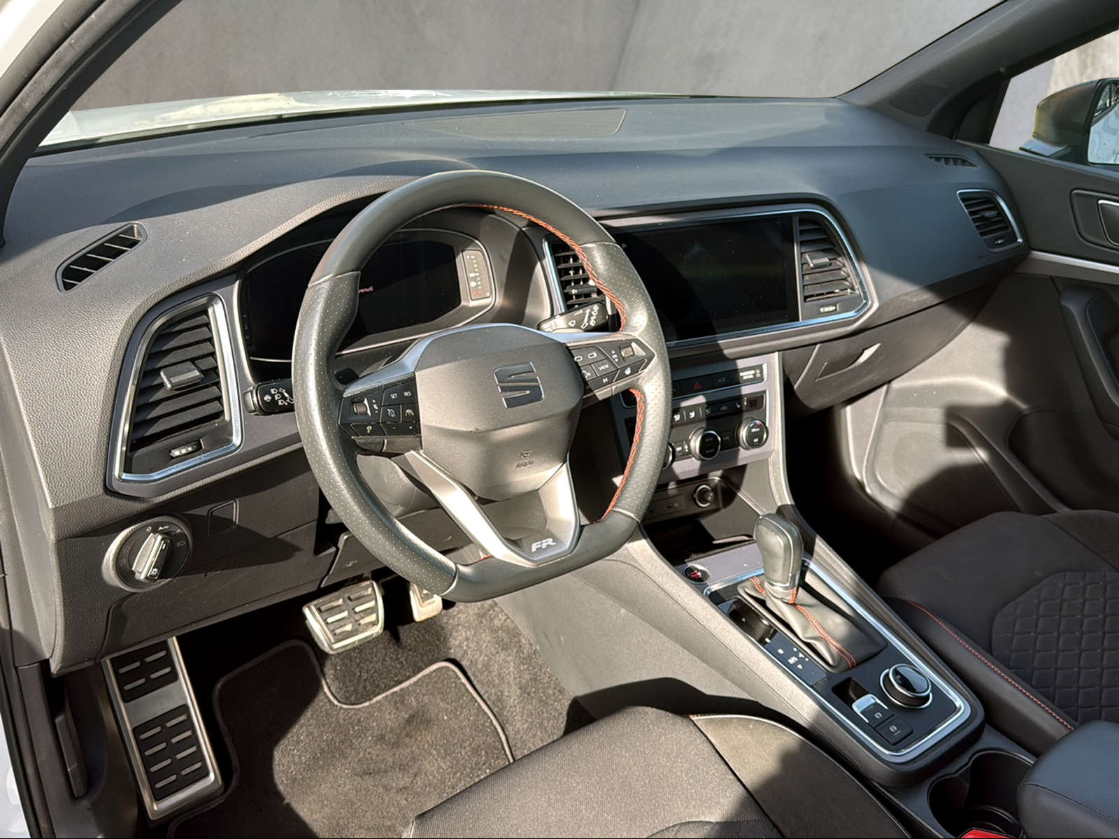 SEAT Ateca 1.5 TSI EVO Hola FR DSG-image-9