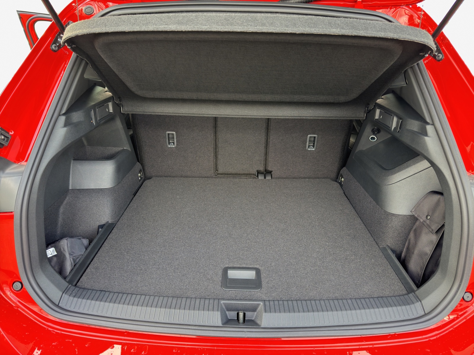 VW Tiguan 2.0 TSI DSG R-Line 4Motion-image-12