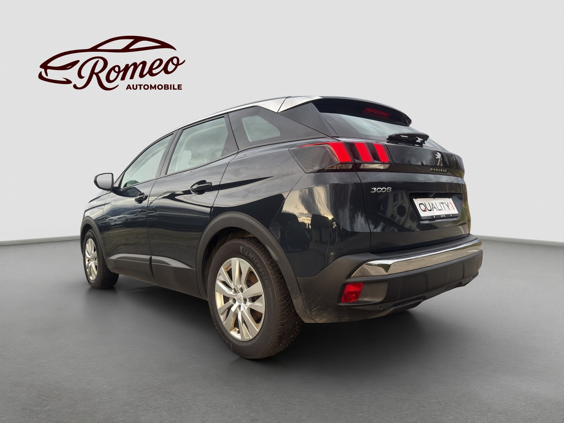 PEUGEOT 3008 1.5 BlueHDi Active ** Austauschmotor - 133'067 km ** Digital Cockpit **-image-2
